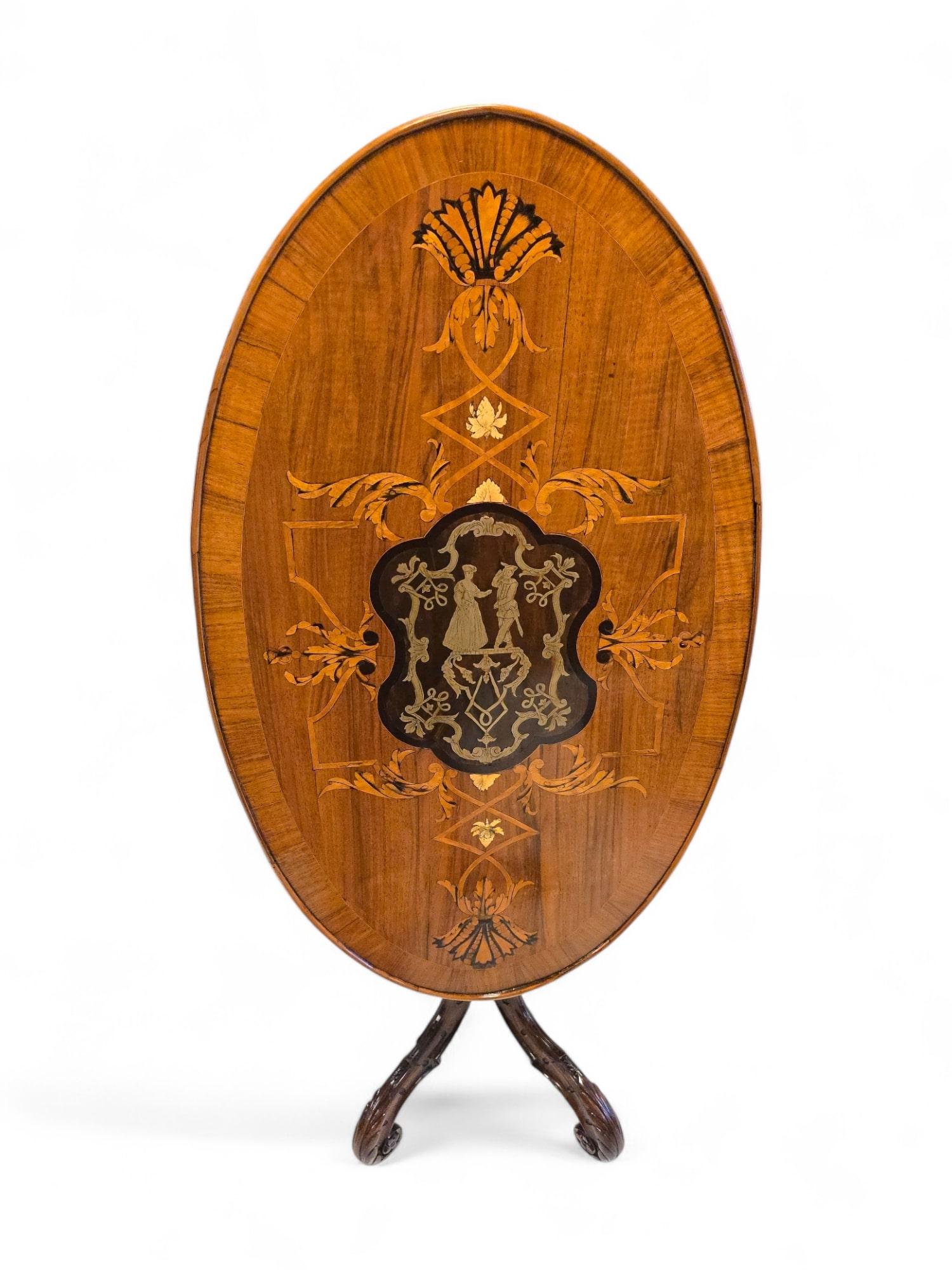 Elegance Table anglaise du 19e siècle en marqueterie de bois exotiques en vente 10