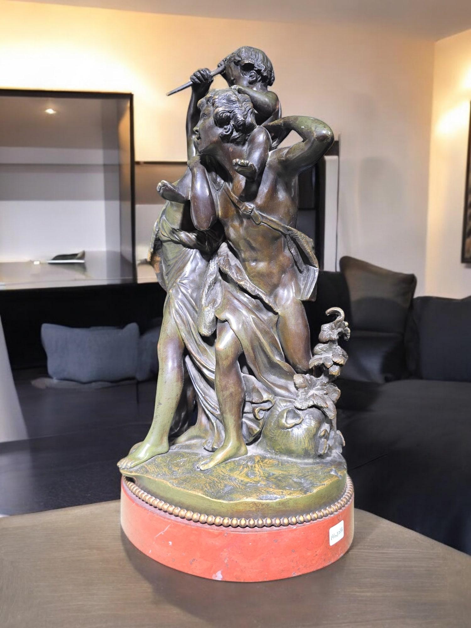 Eleganza della scultura in bronzo francese del XIX secolo firmata Clodion in vendita 3