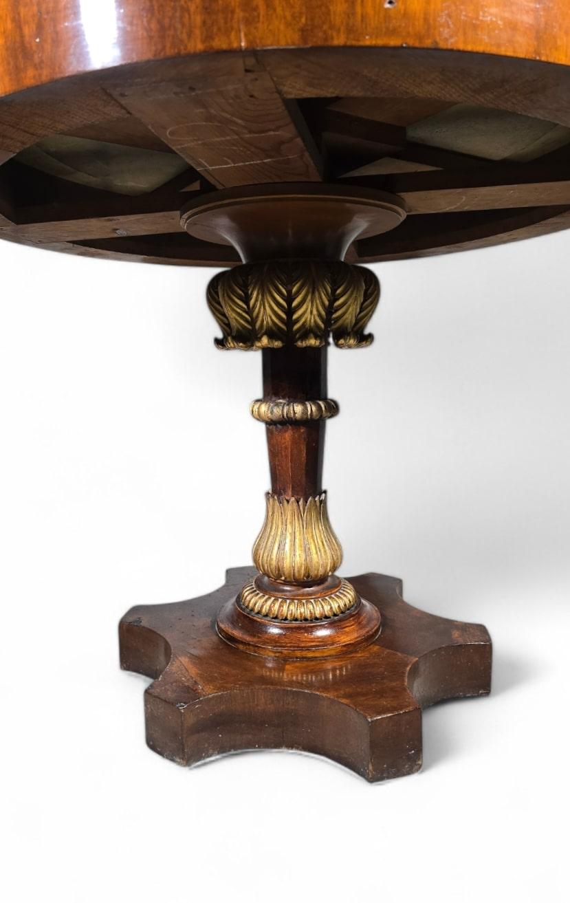 Elegant 19th-Century Italian Round Center Table with Carrara Marble Top For Sale 9