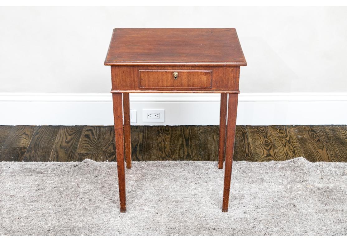 Georgian Elegant 19th Century Mahogany Side Table For Sale