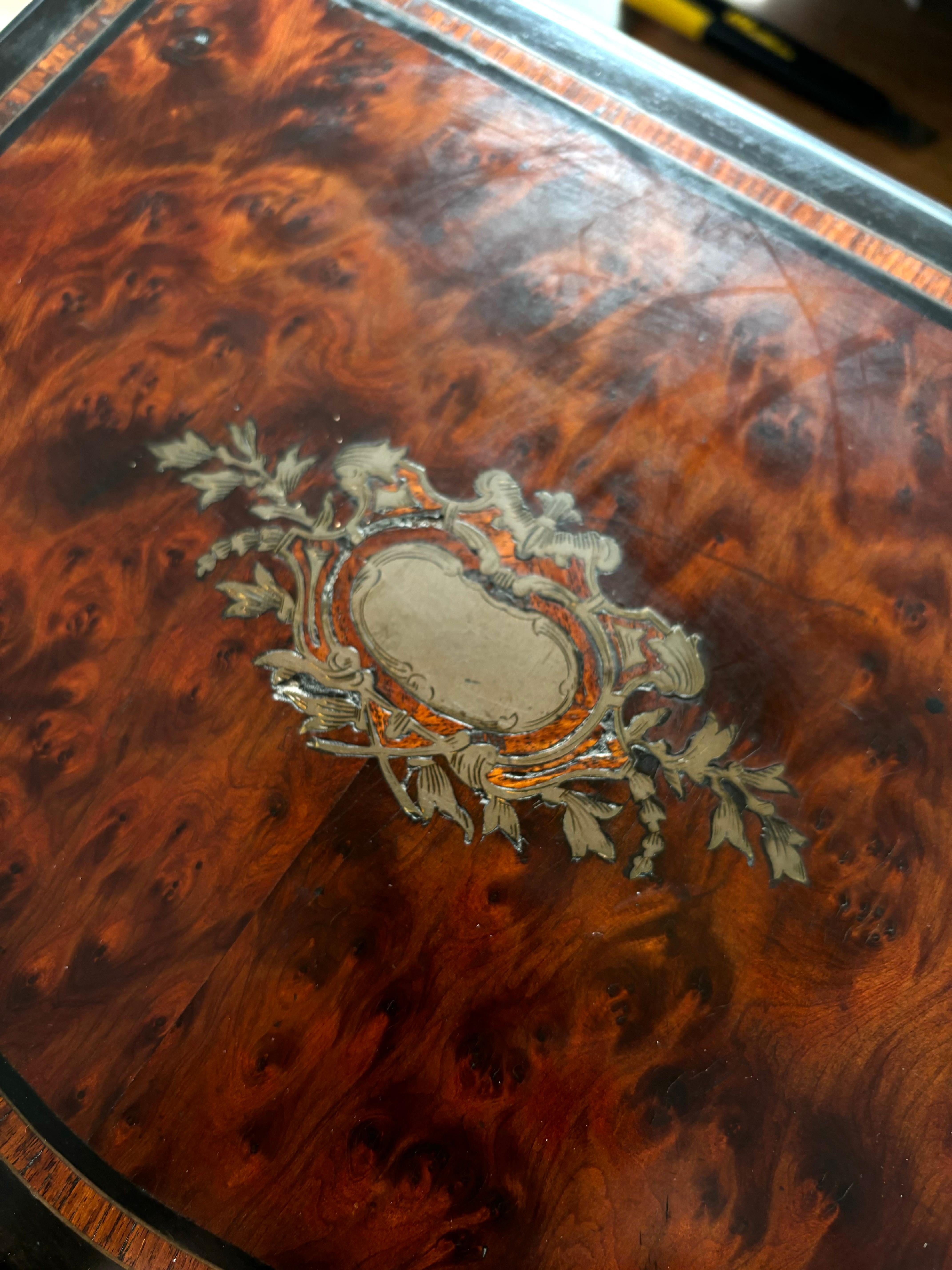 Elegante Cueva de Cristal para Licores del Siglo XIX , Napoleón III. en venta 6