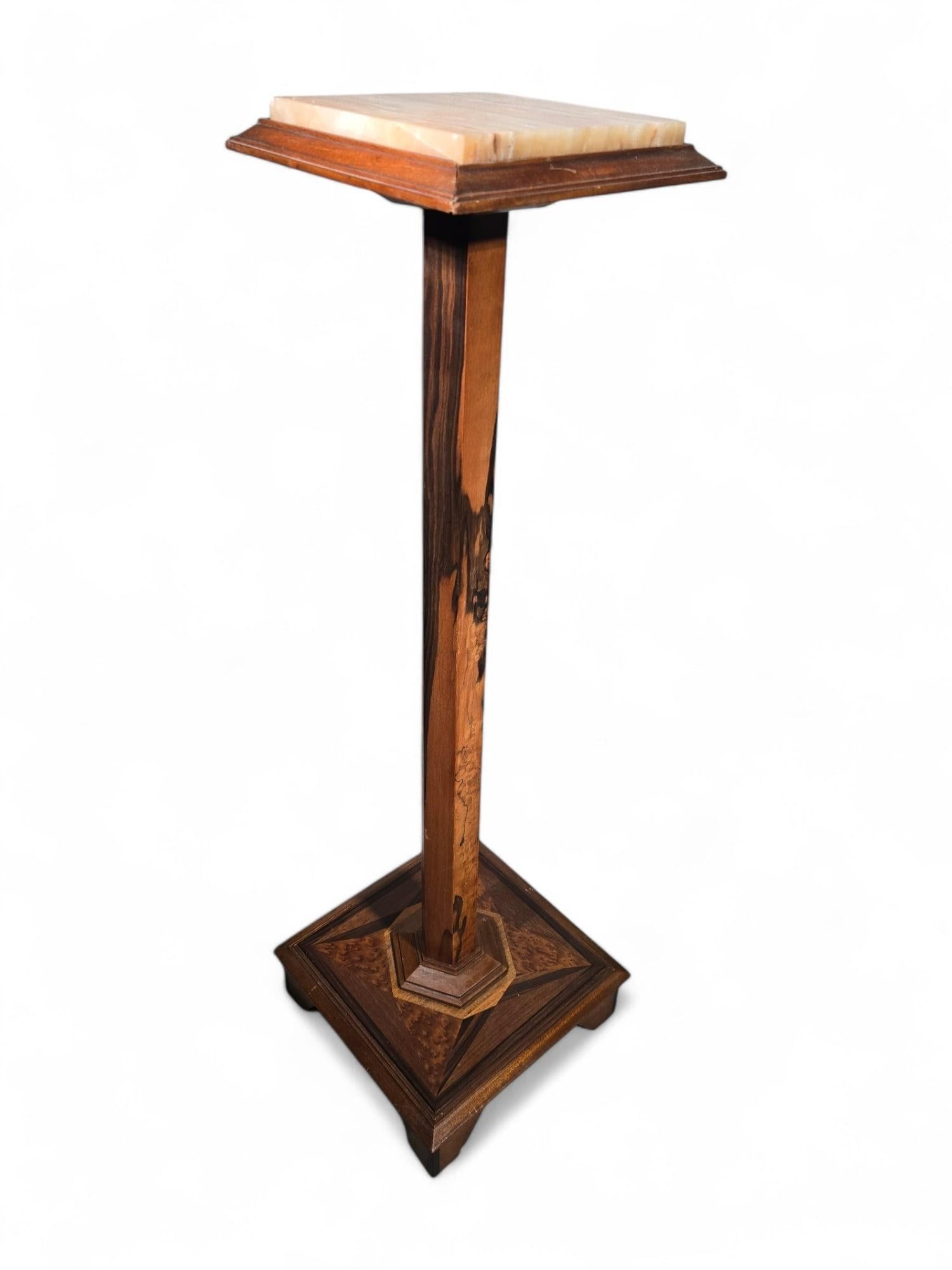 Fruitwood Elegant 19th-Century Pedestal in Exotic Wood and Onyx For Sale