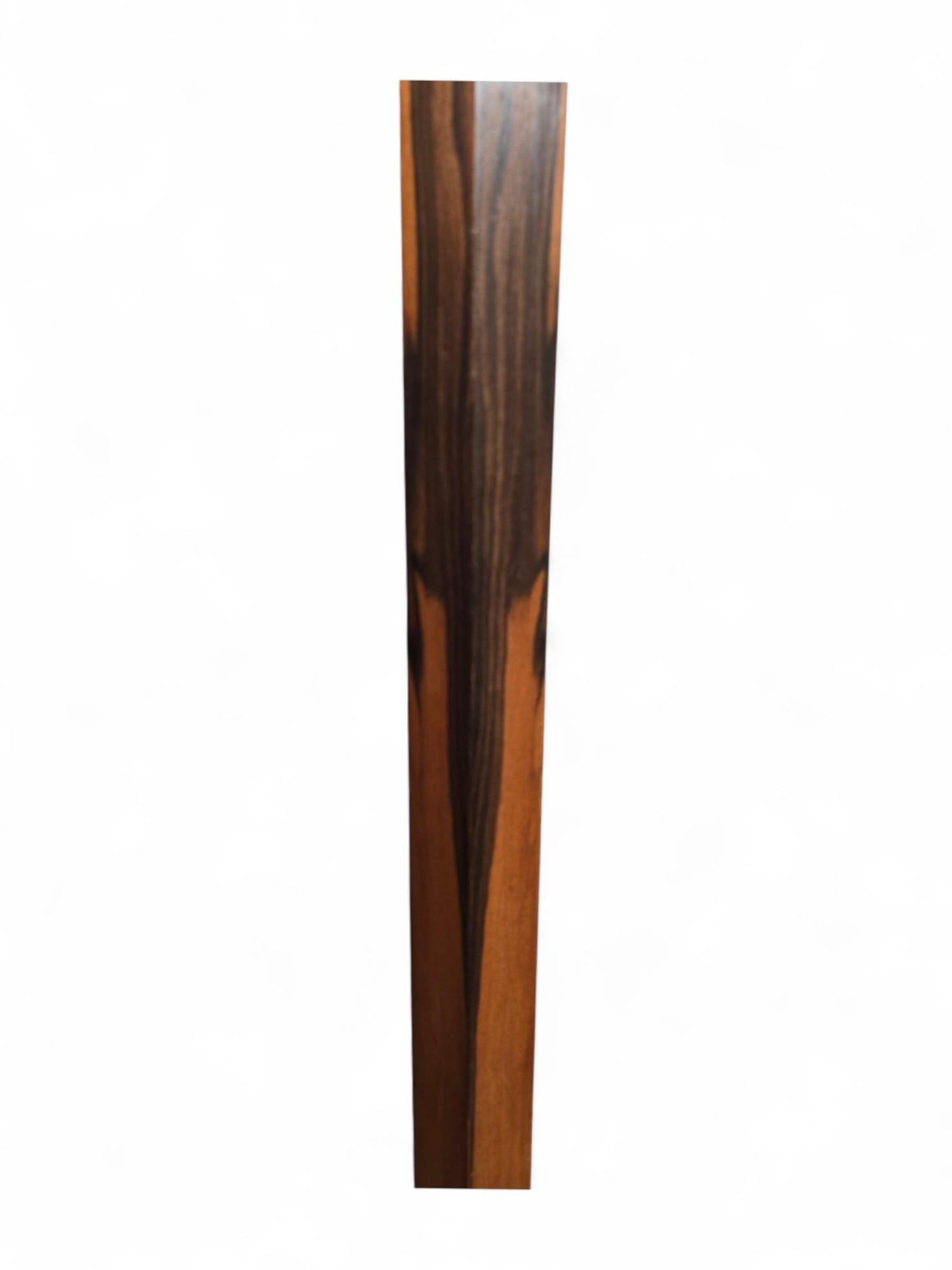 Elegant 19th-Century Pedestal in Exotic Wood and Onyx For Sale 2