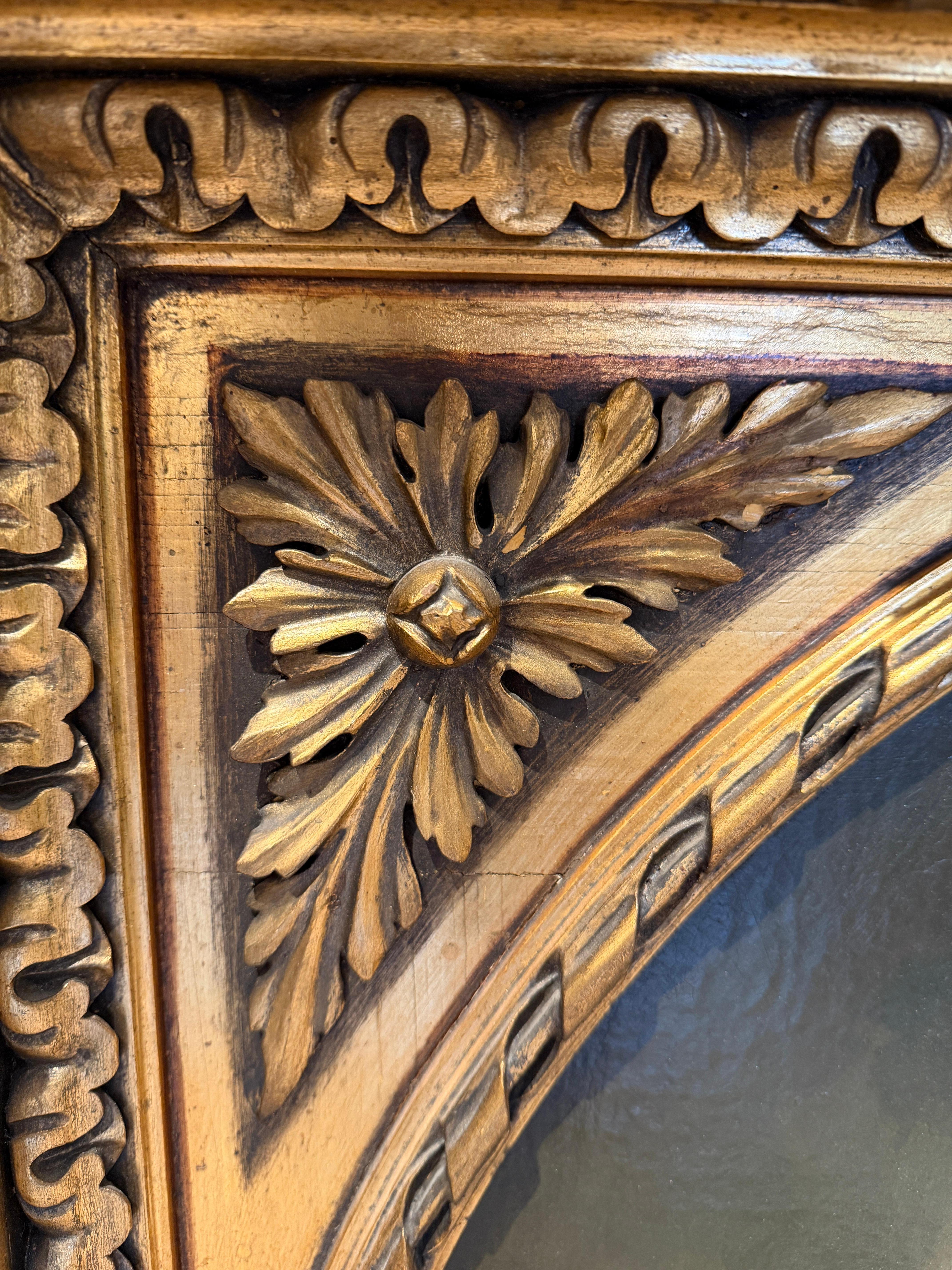 Elegant 19th-Century Portrait of an Aristocratic Lady Magnificent Carved gilt (20. Jahrhundert) im Angebot