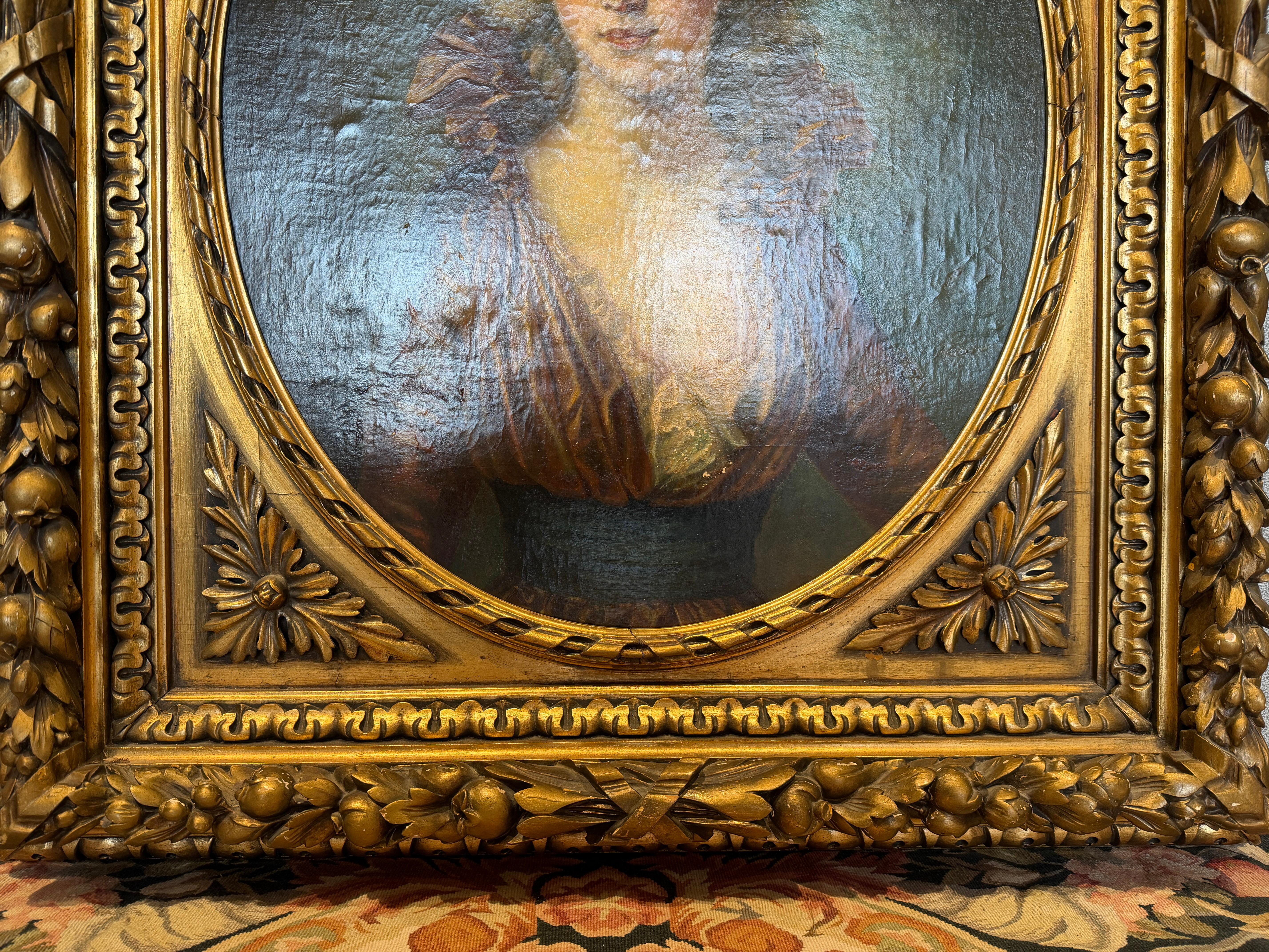 Elegant 19th-Century Portrait of an Aristocratic Lady Magnificent Carved gilt (Holz) im Angebot