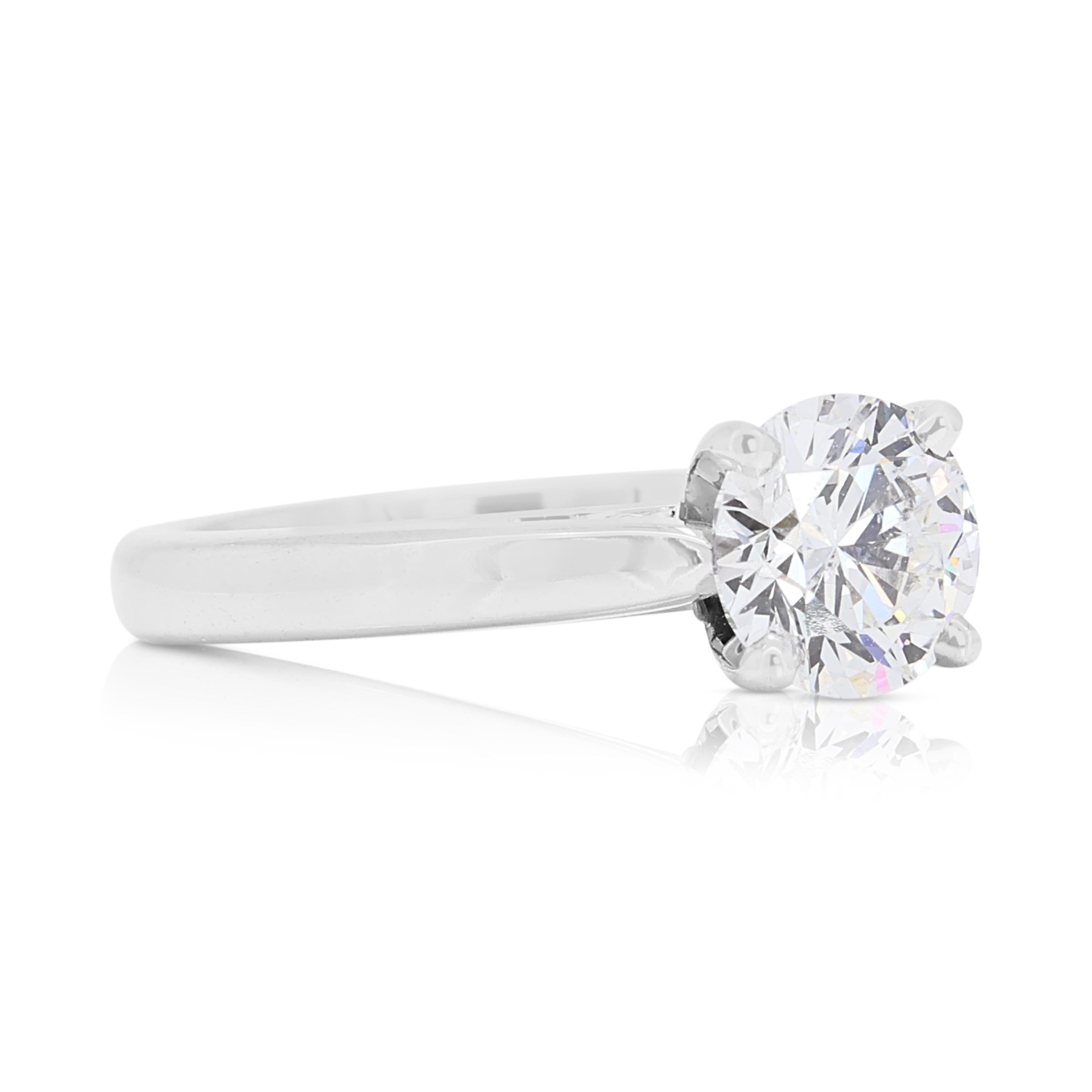Elegante Anillo Solitario de Diamante Natural de 1 ct en Oro Blanco de 14K Corte redondo