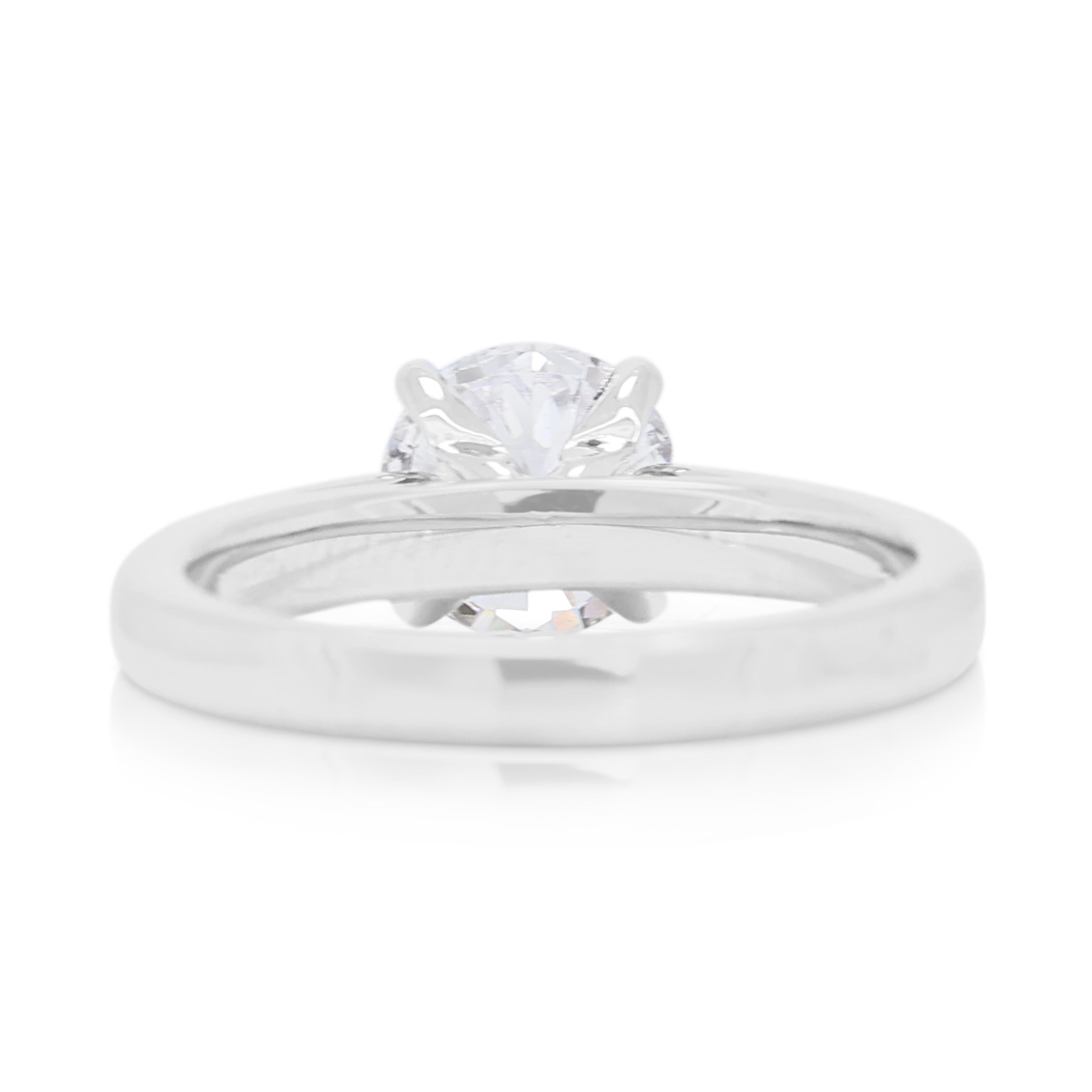 Elegante Anillo Solitario de Diamante Natural de 1 ct en Oro Blanco de 14K 1