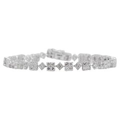 Elegant 2 carat and 7 points Natural Diamonds Tennis Bracelet in 18K White Gold