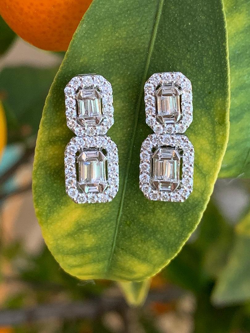 Elegant 2.00 Carat Art Deco Style Tiered Diamond Earrings in 18 Karat White Gold 1