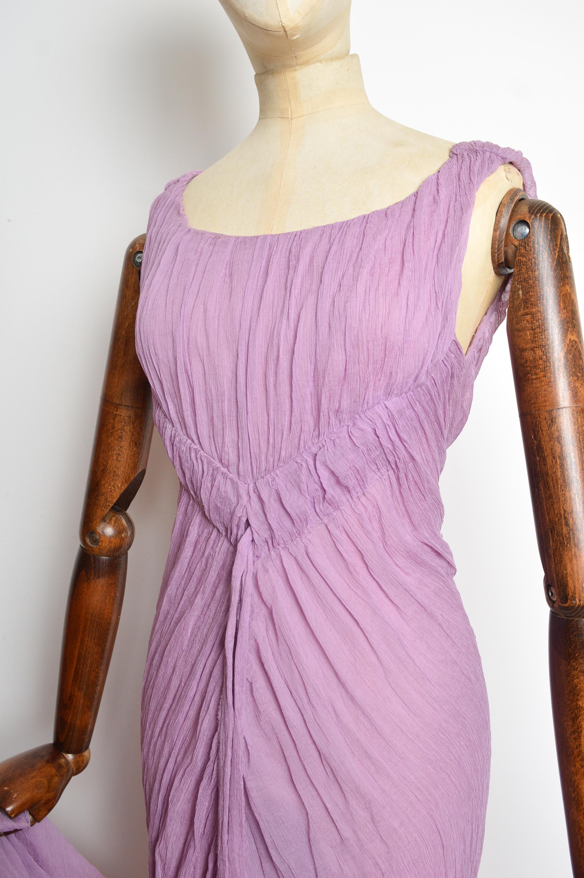 Elegant 2004 Alberta Ferretti Fliederfarbenes Abendkleid aus Seidenkrepp in voller Länge - Kleid im Angebot 6