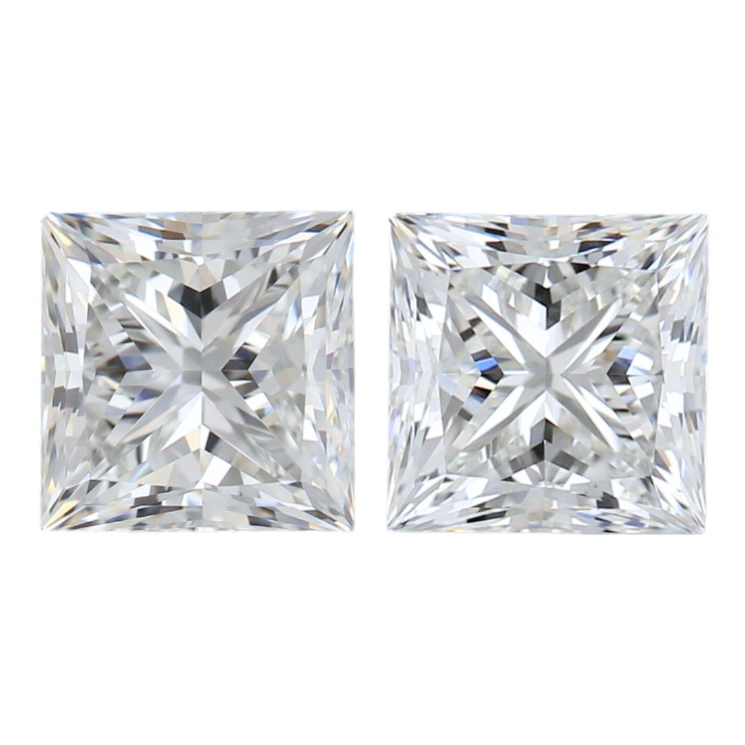 Eleganza di una coppia di diamanti a forma quadrata con taglio ideale da 2,00 ct - certificati GIA in vendita 3