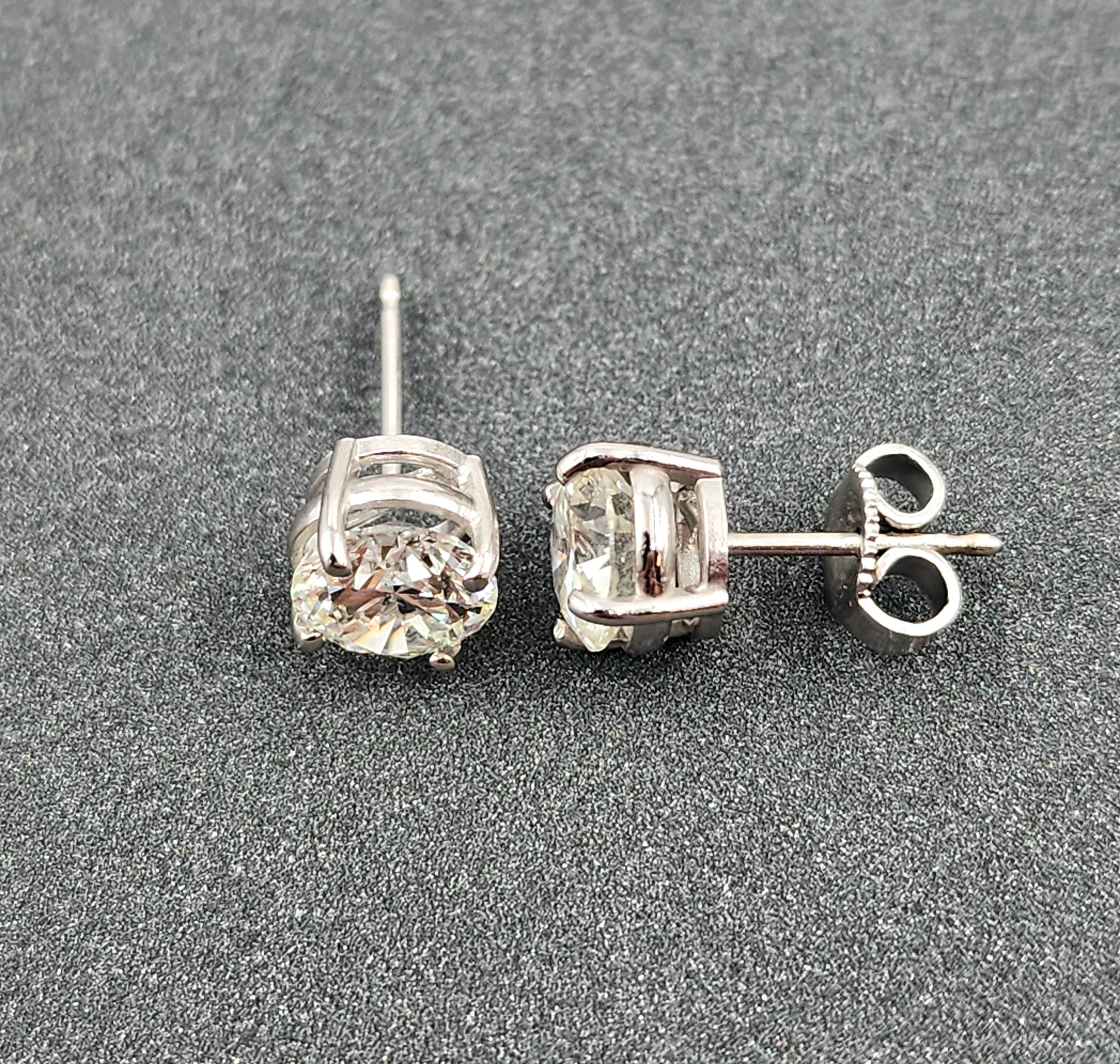 Orecchini con diamanti da 2.03 carati in vendita 2