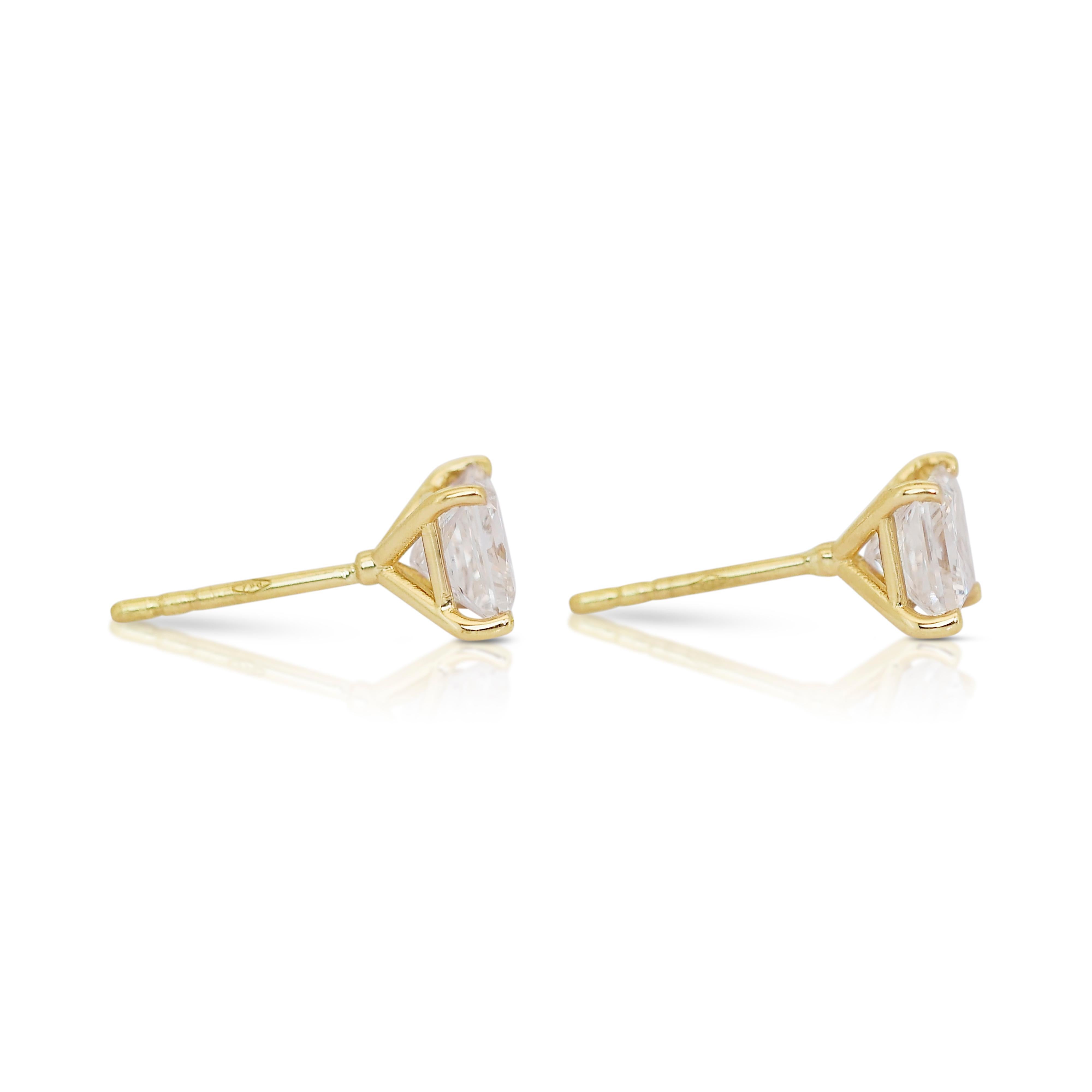 Clous d'oreilles élégants en or jaune 18 carats avec diamants 2,08 carats certifiés GIA en vente 1