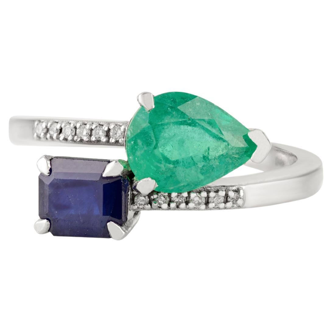 Eleganter 2,09 Karat Smaragd & Blauer Saphir Bypass Ring mit Diamant 14K Weißgold
