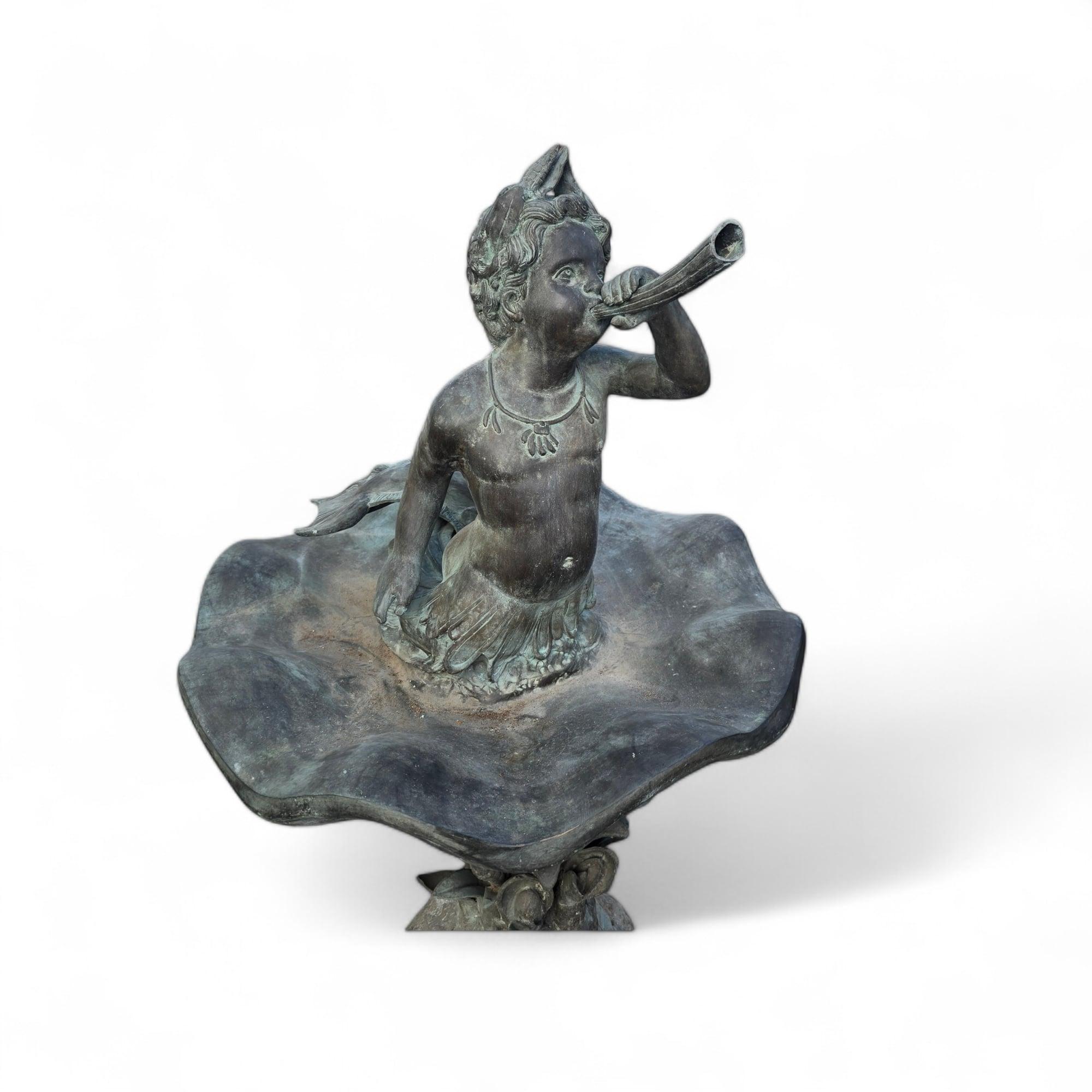 Elegant 20th-Century Bronze Fountain Depicting a Small Triton For Sale 6