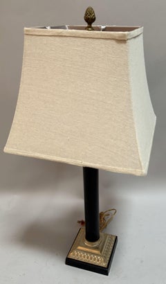 Elegant 20th Century Neoclassical Table Lamp with Columnar Base