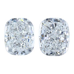 Elegant 2.62ct Ideal Cut Pair of Cushion-Shaped Diamonds - GIA Certified Elegant 2.62ct Ideal Cut Pair of Cushion-Shaped Diamonds - GIA Certified