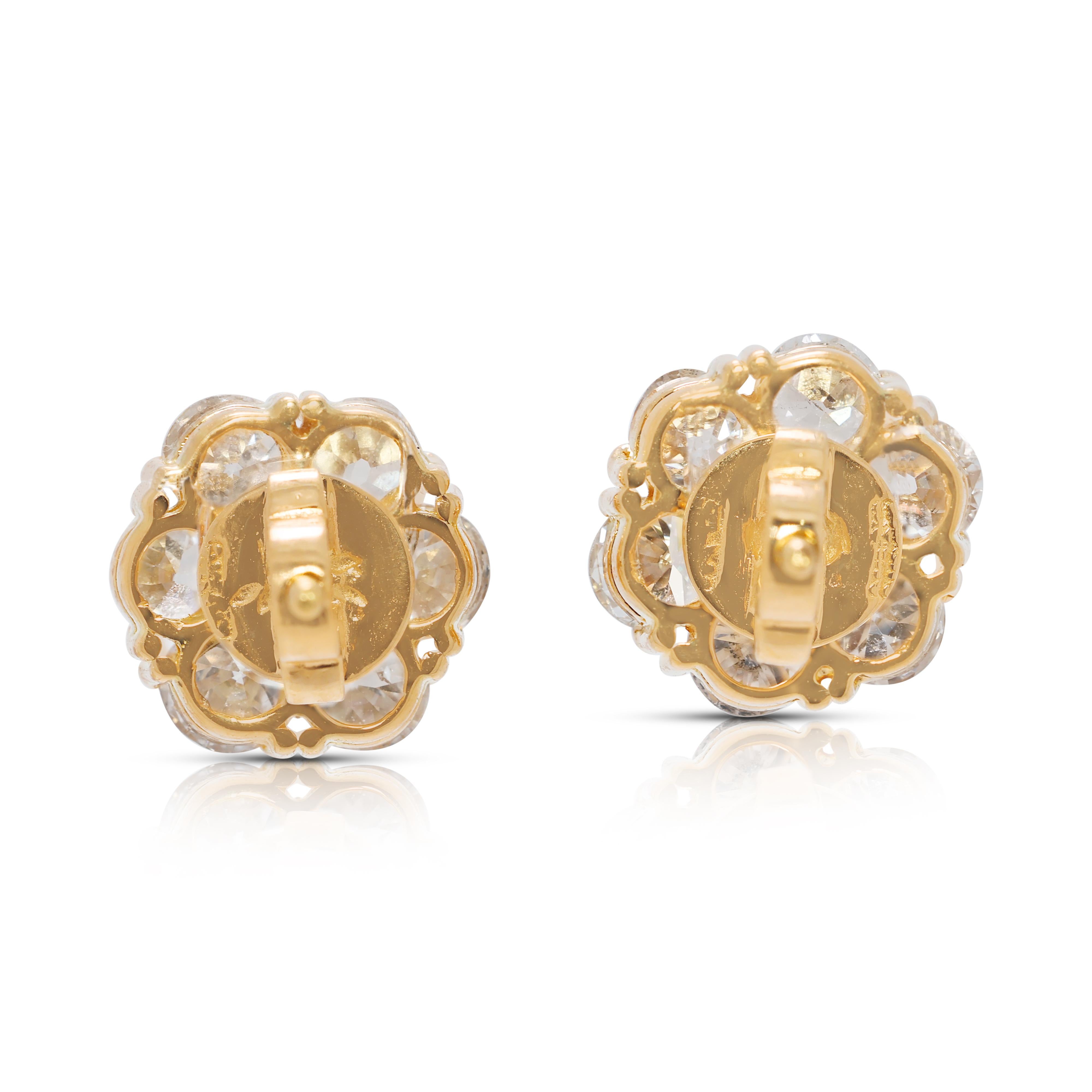 Elegant 2.66ct Old Mine Cut Natural Diamond Elegance en or jaune 20K en vente 1