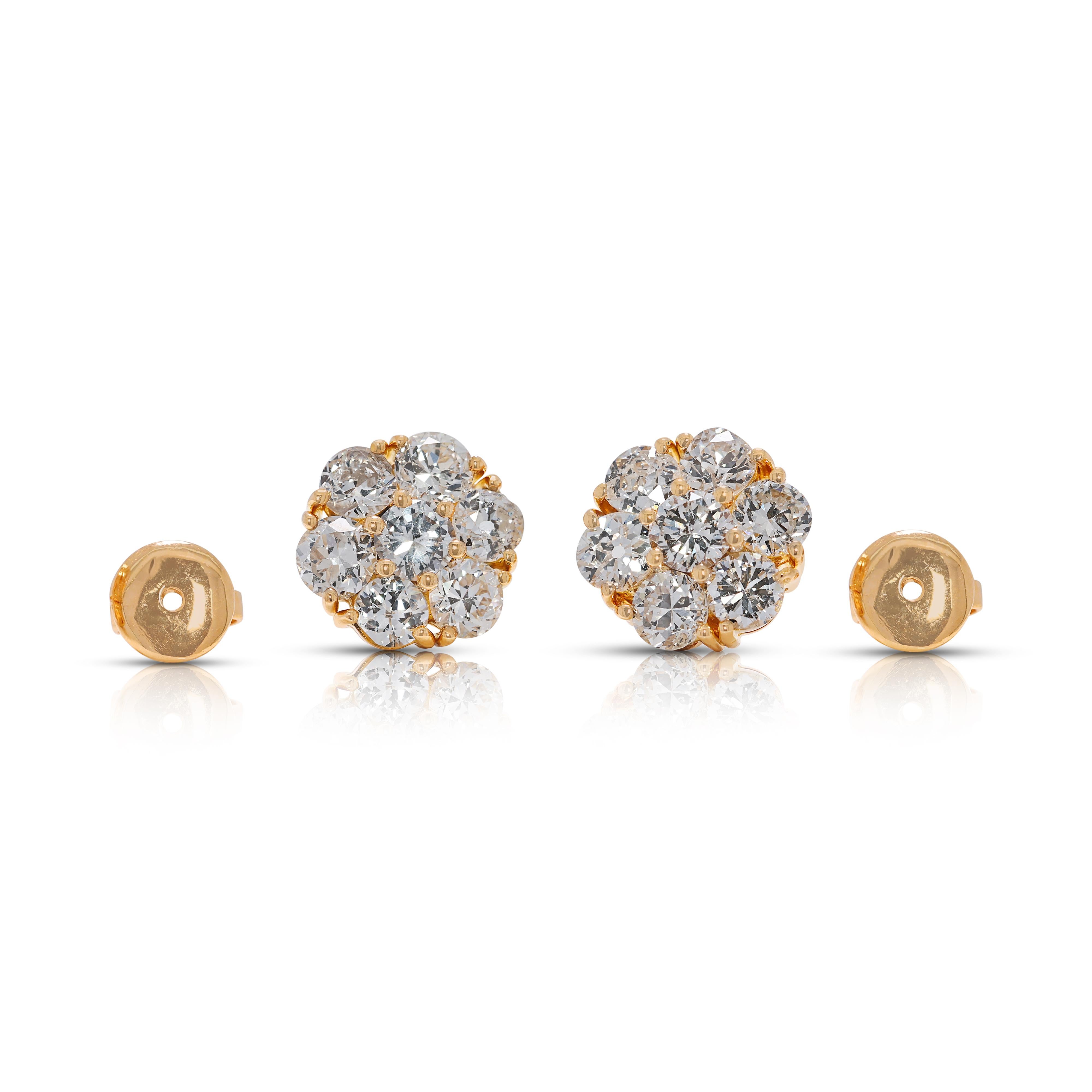 Elegant 2.66ct Old Mine Cut Natural Diamond Elegance en or jaune 20K en vente 2