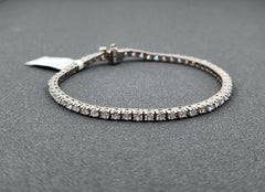 Elegant 2.77 ct Round-Cut Diamond Platinum Tennis Bracelet