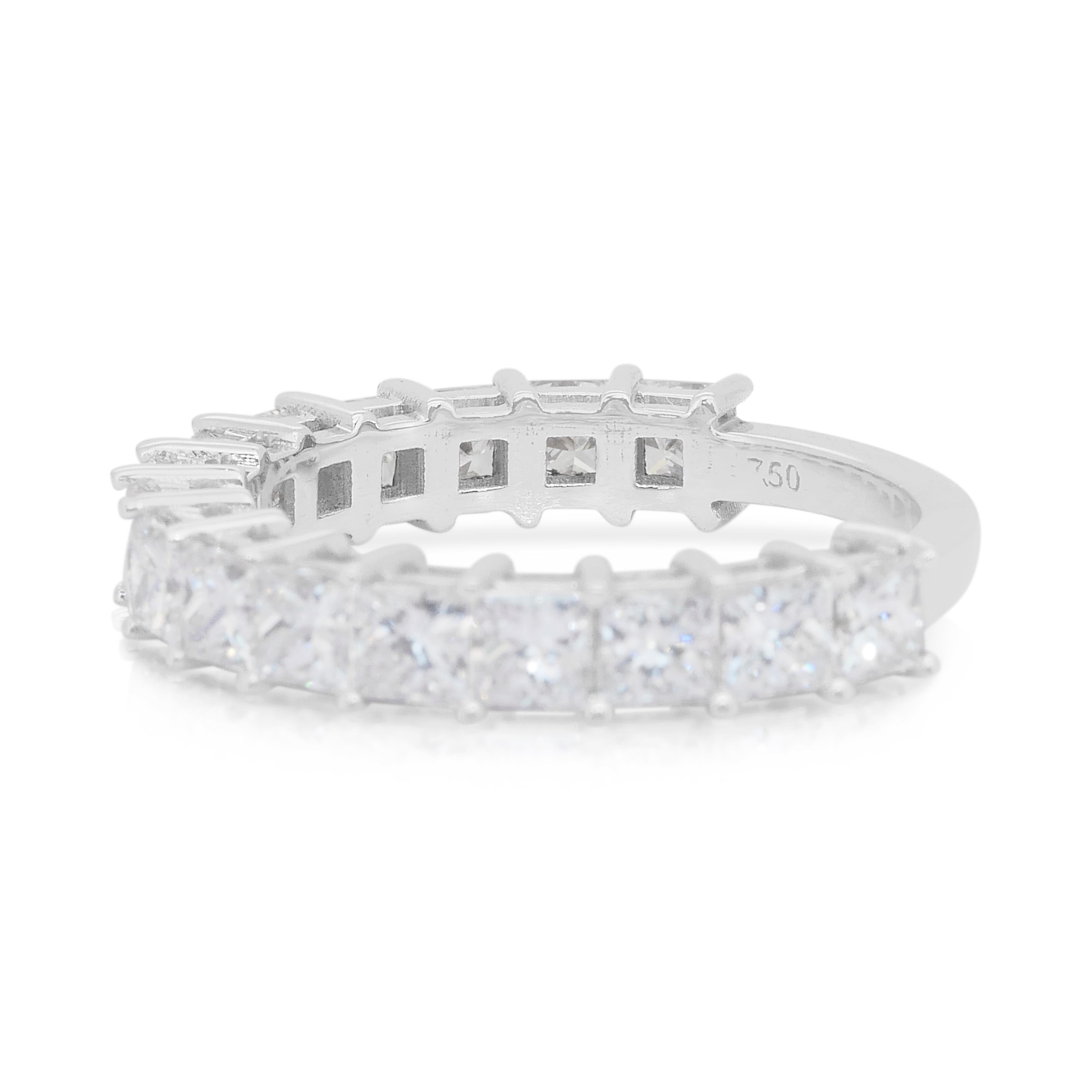 Anello Elegance con 2,88 carati di diamanti naturali in oro bianco 18 carati - Certificato IGI In condizioni Nuovo in vendita a רמת גן, IL