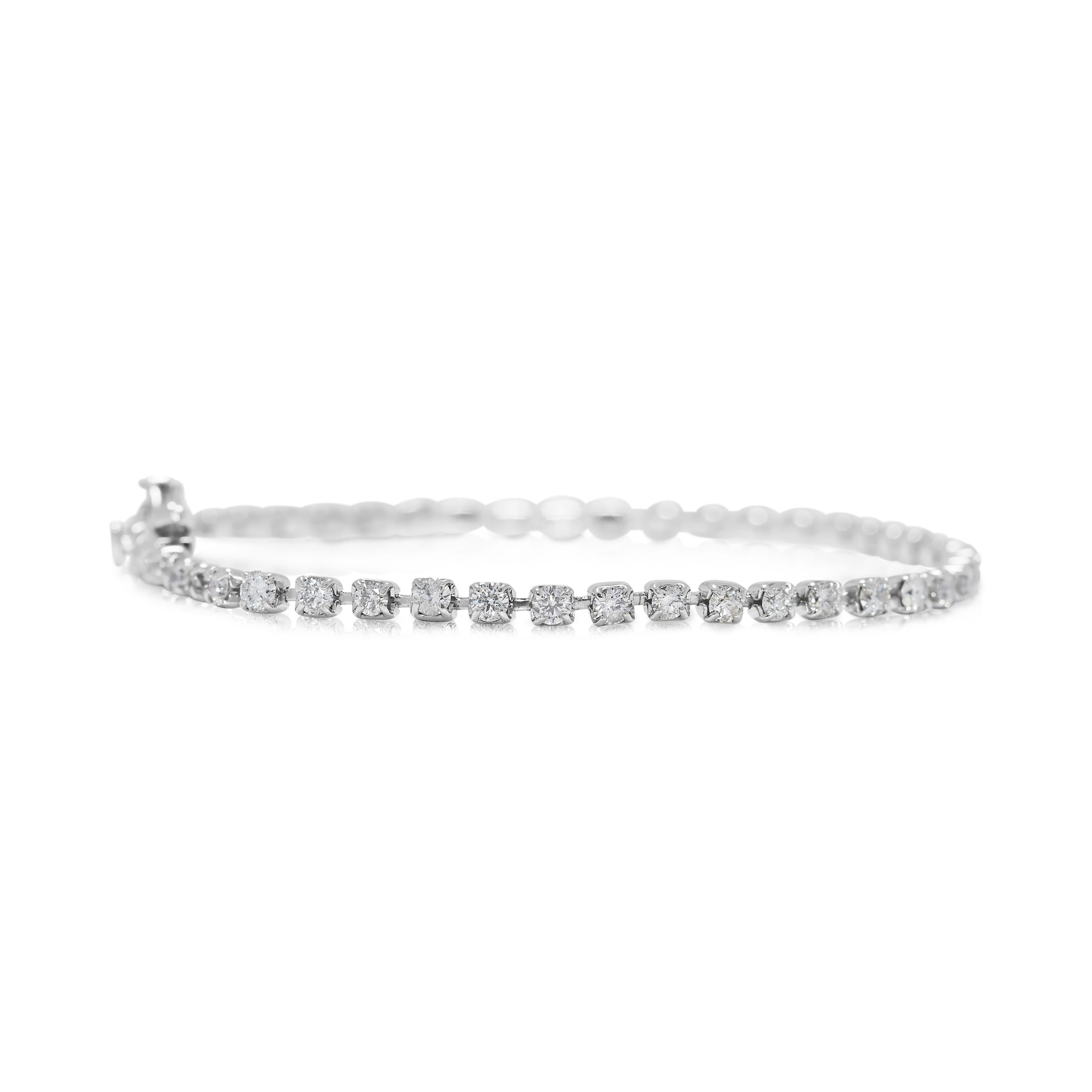 Elegant bracelet de 2ct de diamants Natural Elegance en platine Neuf - En vente à רמת גן, IL