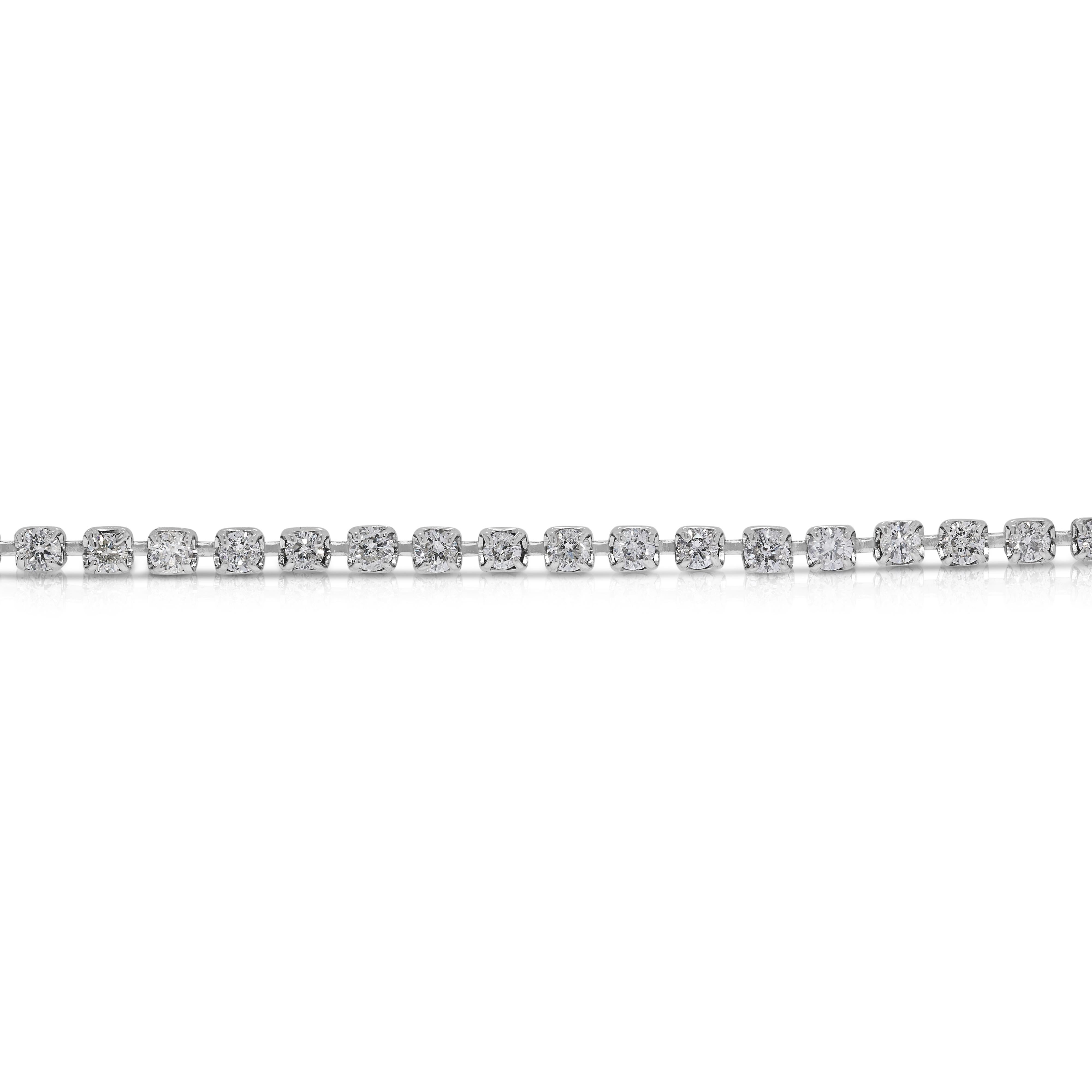 Elegant bracelet de 2ct de diamants Natural Elegance en platine Pour femmes en vente