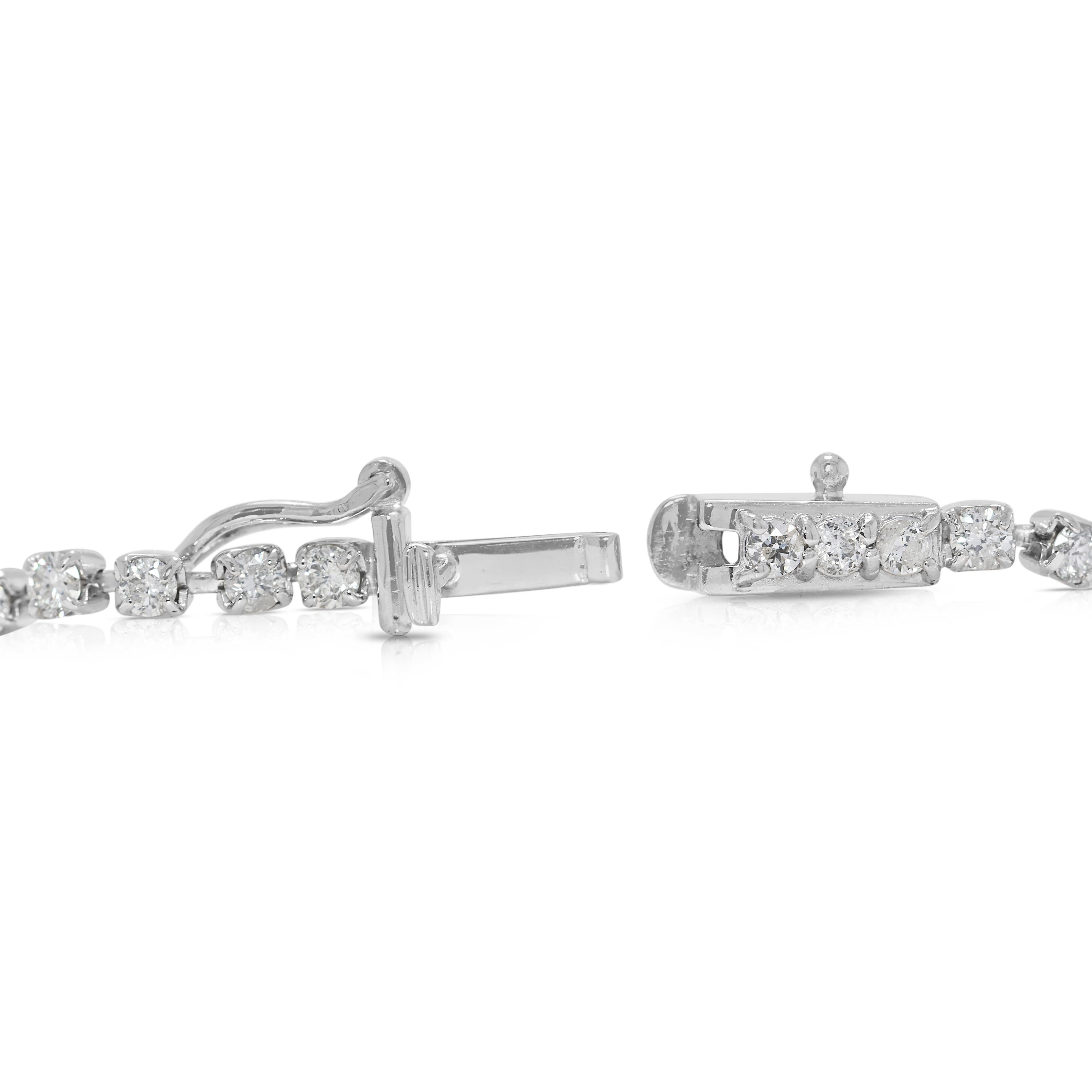 Elegant bracelet de 2ct de diamants Natural Elegance en platine en vente 2