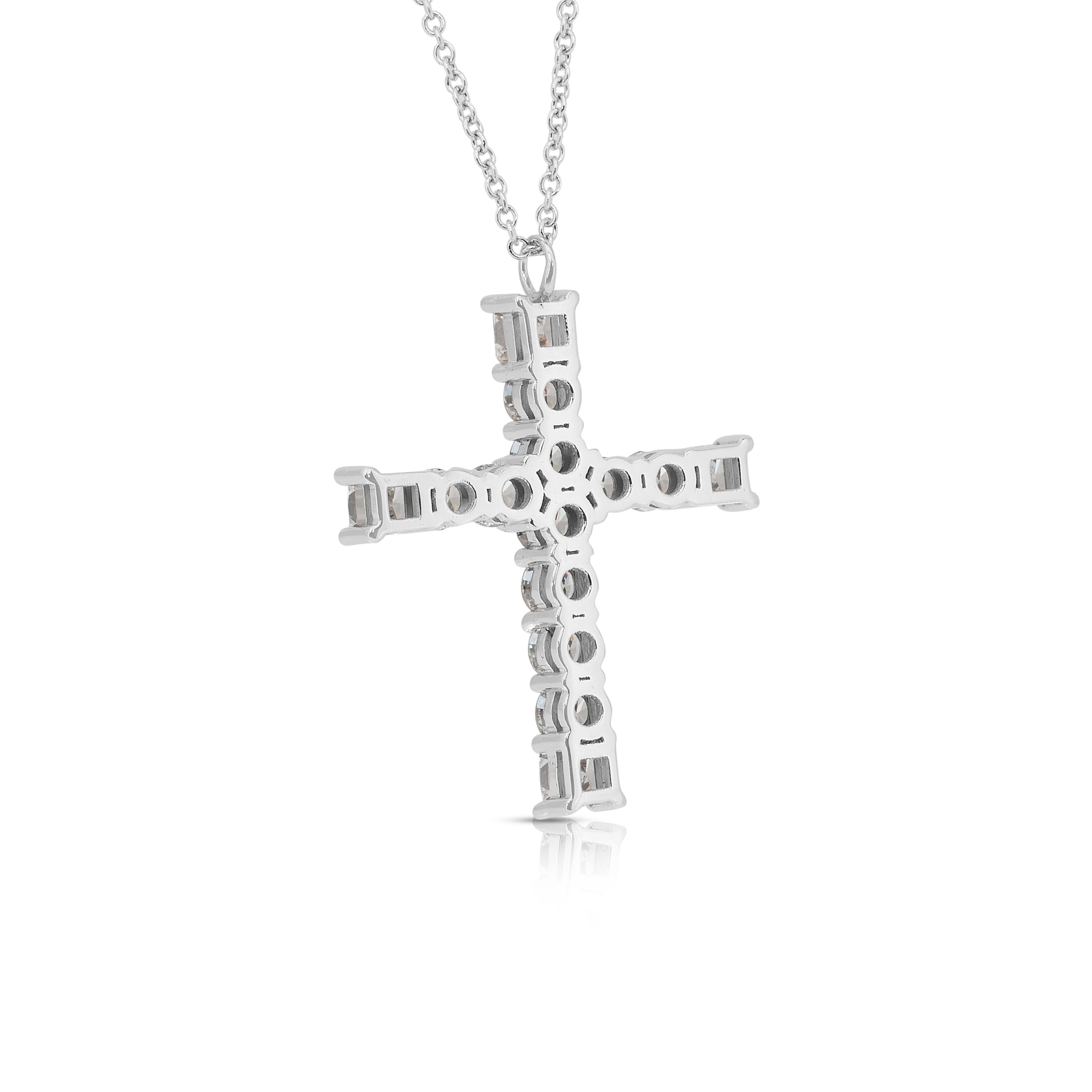 Elegant 3.26ct Diamonds Necklace with Cross Pendant in 18k White Gold For Sale 3