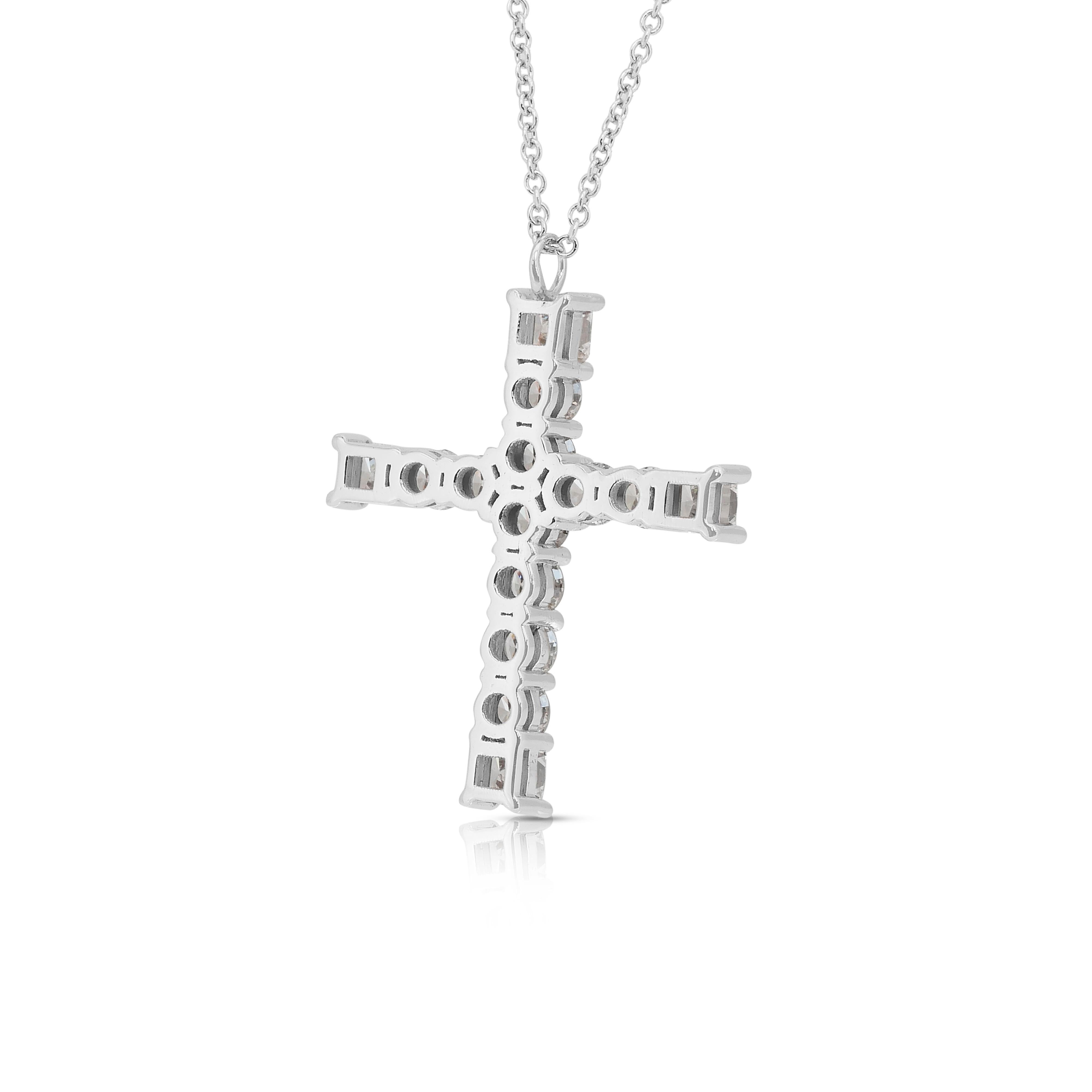 Elegant 3.26ct Diamonds Necklace with Cross Pendant in 18k White Gold For Sale 4