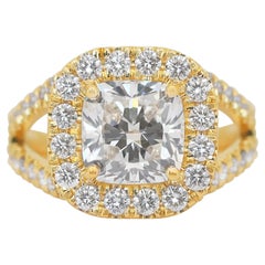 Elegant 3.51ct Diamonds Halo Ring in 18k Yellow Gold - IGI Certified