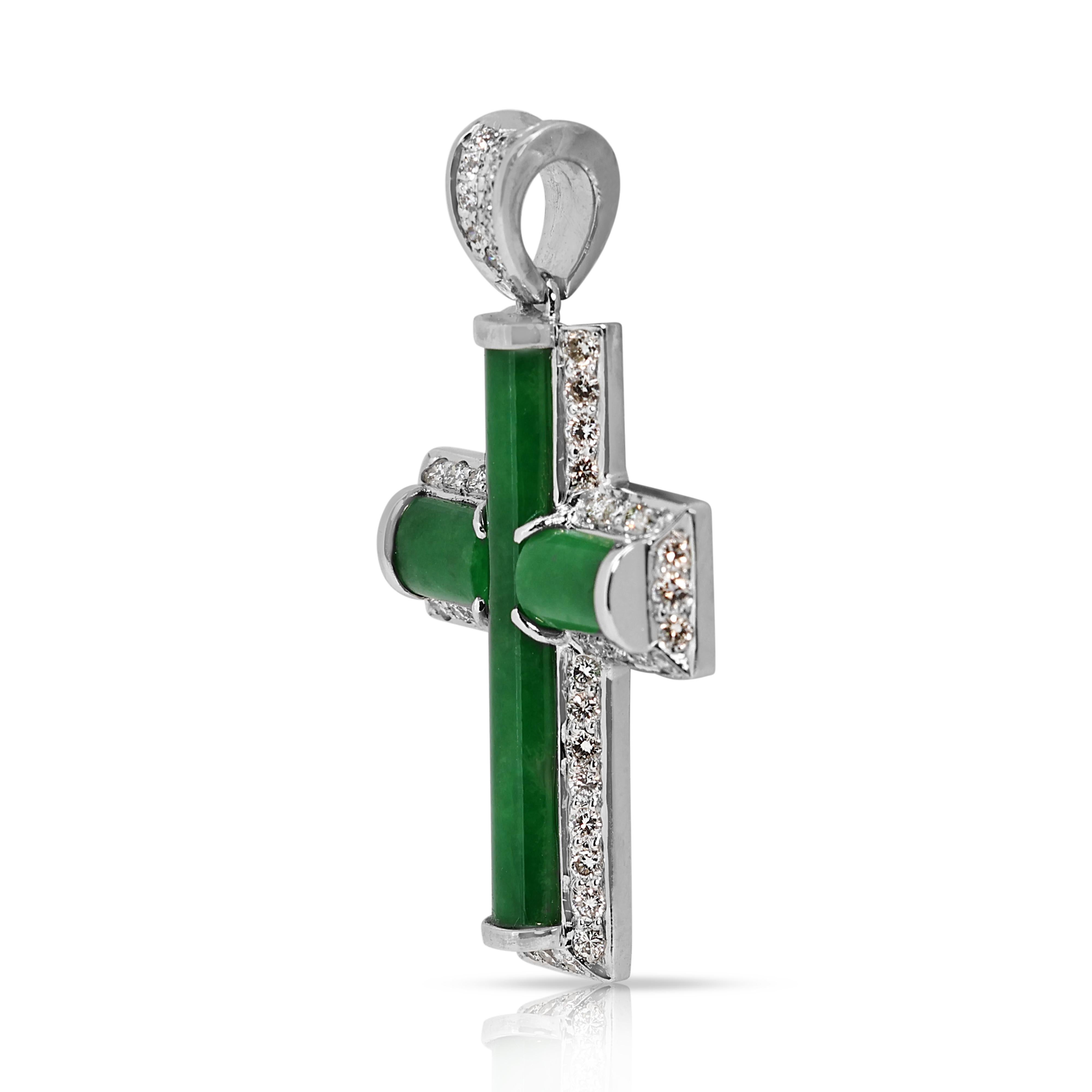Elegante ciondolo con giade e diamanti da 4,4 carati in oro bianco 18 carati - Catena non inclusa In condizioni Nuovo in vendita a רמת גן, IL
