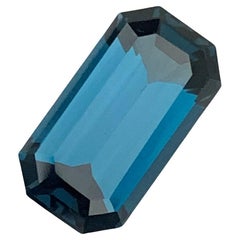 Elegant 4.85 Carat Faceted London Blue Topaz Ring Gem Emerald Cut Stone