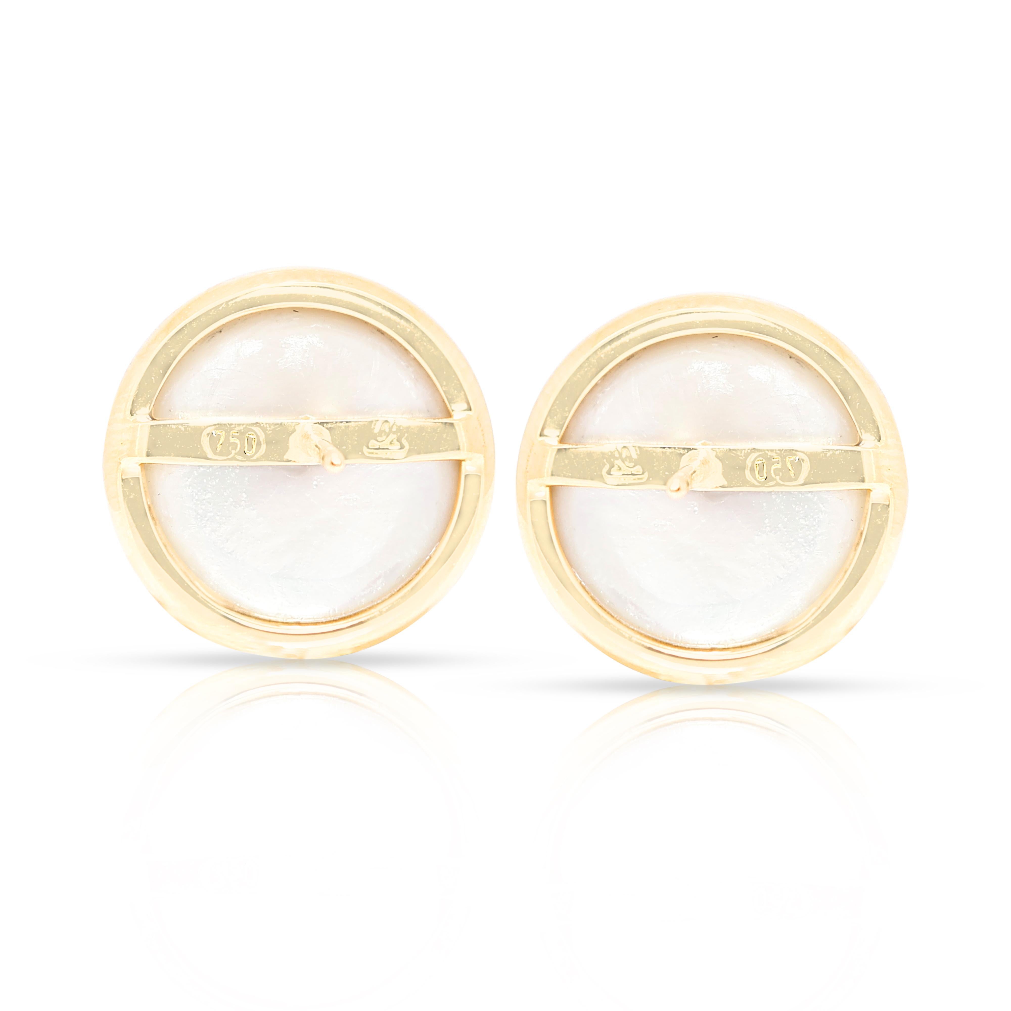 Women's Elegant 4ct Shell Pearl Stud Earrings in 18K Yellow Gold