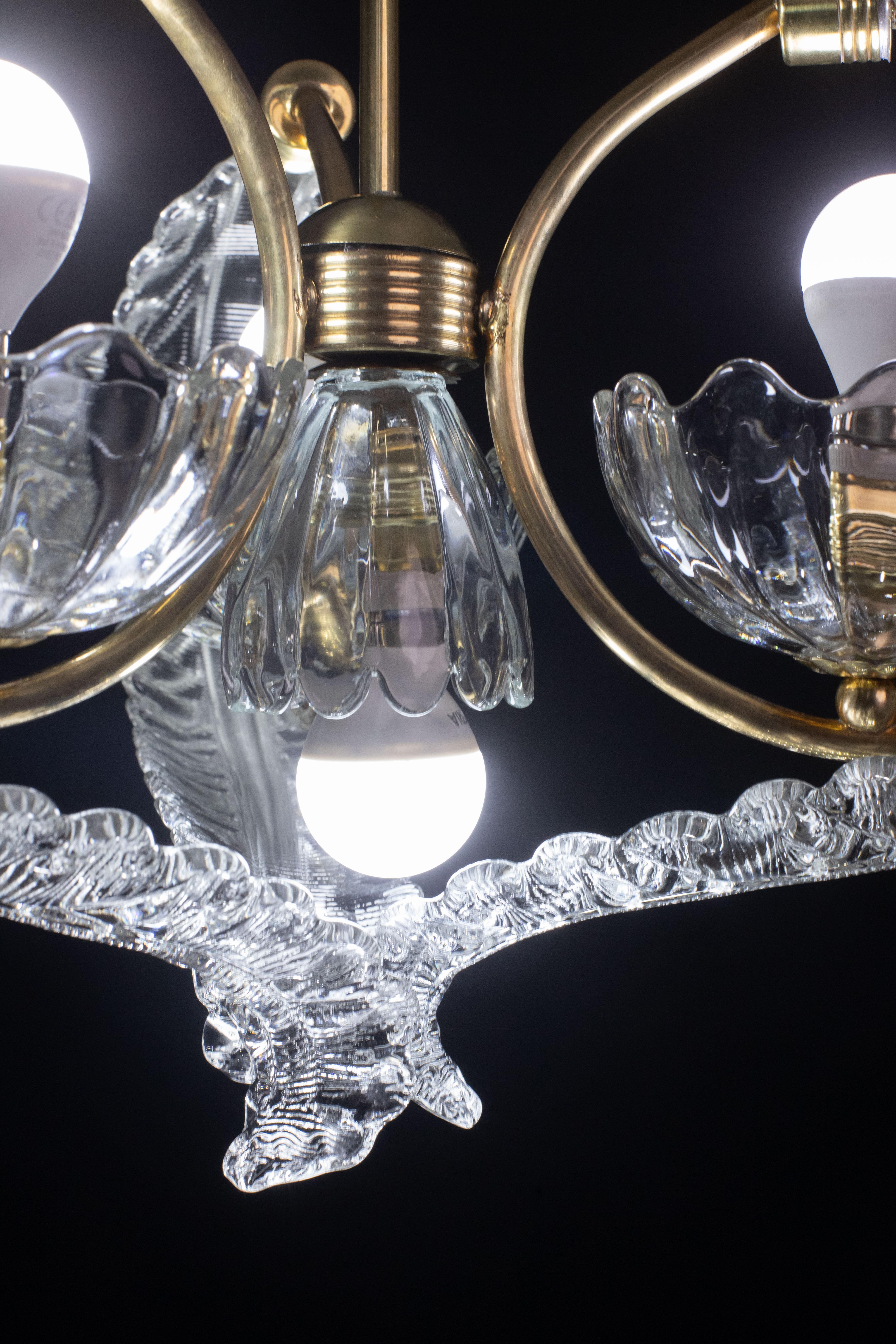 Elegant 4 Light Art Deco Murano Glass and Brass Chandelier by Barovier For Sale 9