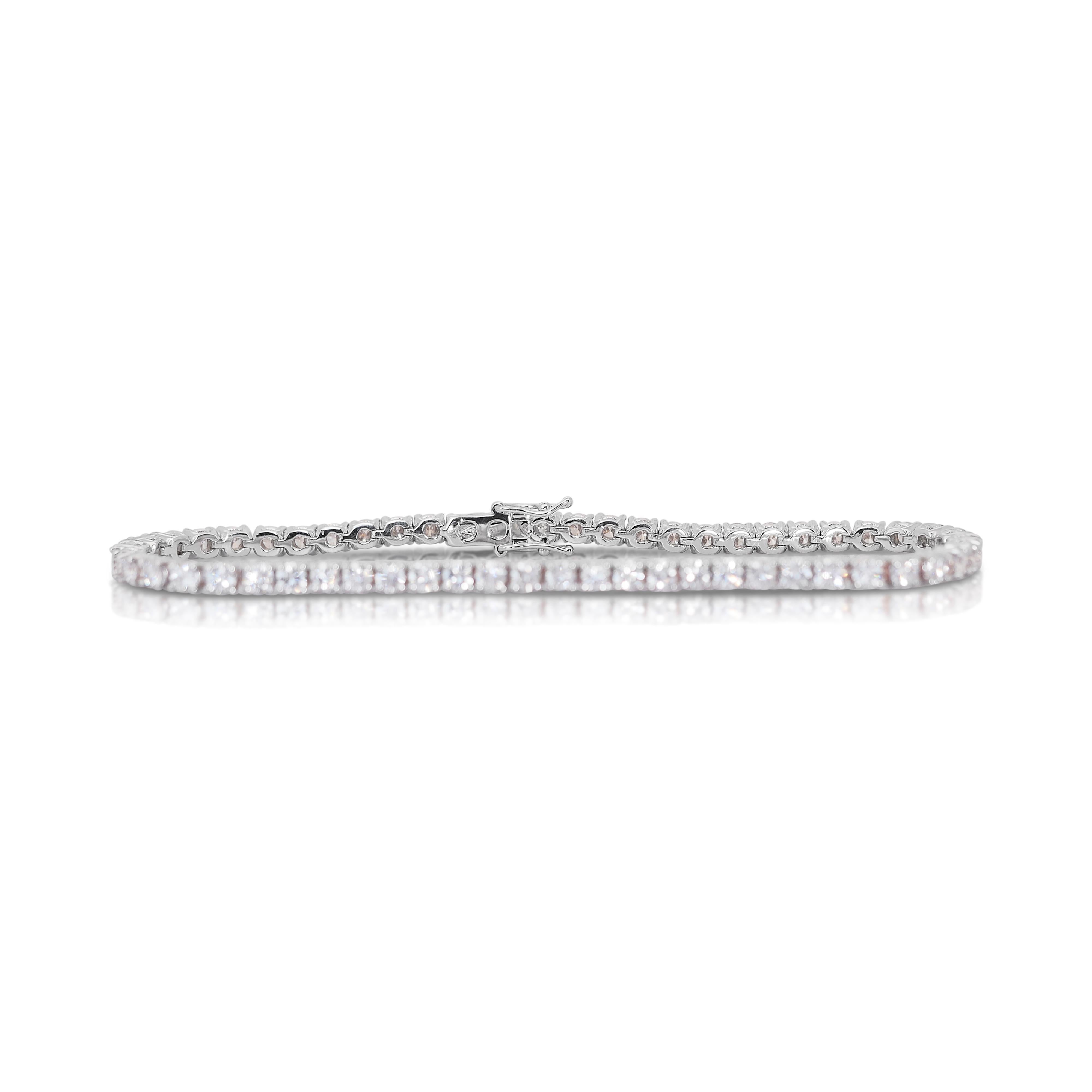 Elegante Pulsera de Tenis de Diamantes de 5,12ct en Oro Blanco de 14k - Certificado IGI en Nuevo estado para la venta en רמת גן, IL
