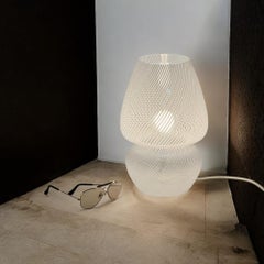 Elegant 70s VeArt Murano Glass Table Lamp - Timeless Italian Craftsmanship