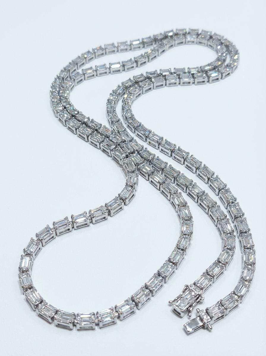 Contemporary Elegant 8 Carat Mixed-Cut Diamond Necklace in 18K White Gold For Sale