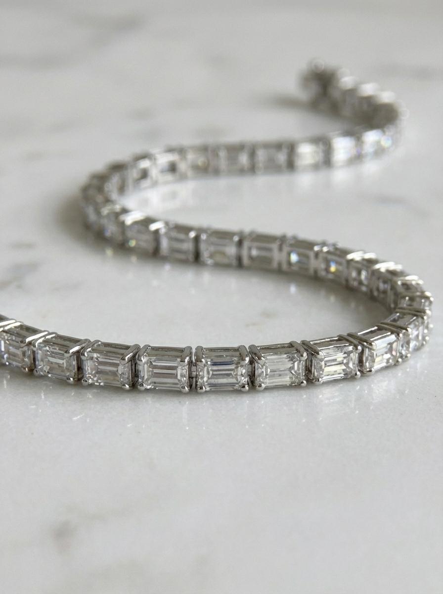 Emerald Cut Elegant 8 Carat Mixed-Cut Diamond Necklace in 18K White Gold For Sale