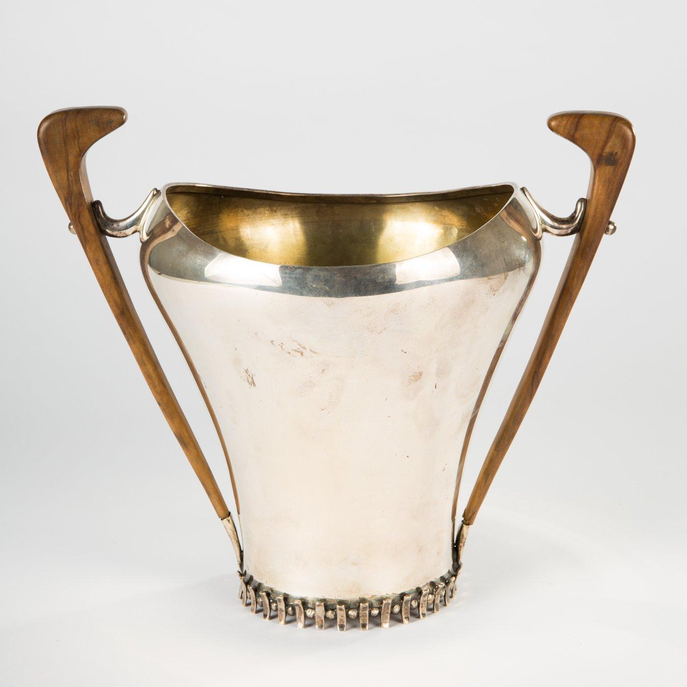 Elegante vinoteca de plata 800 al estilo de Jean Despres. Alemania, años 50. Moderno de mediados de siglo en venta
