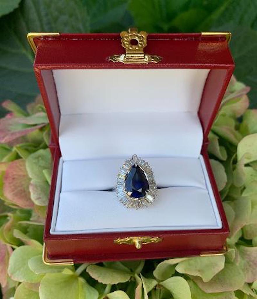 Contemporary Elegant 9.25 Carat Blue Sapphire and Diamond Baguette Ballerina Platinum Ring