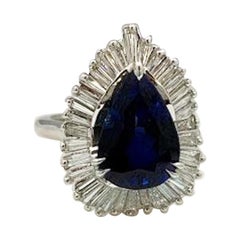 Vintage Elegant 9.25 Carat Blue Sapphire and Diamond Baguette Ballerina Platinum Ring