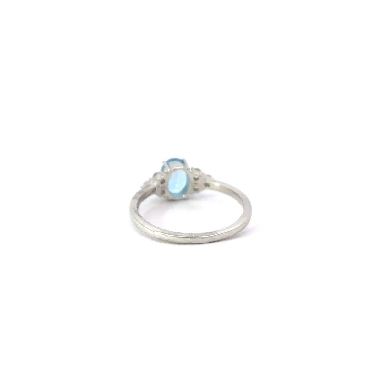 For Sale:  Elegant 925 Sterling Silver Ring with Blue Topaz & Sparkling CZ Accents for Her 8
