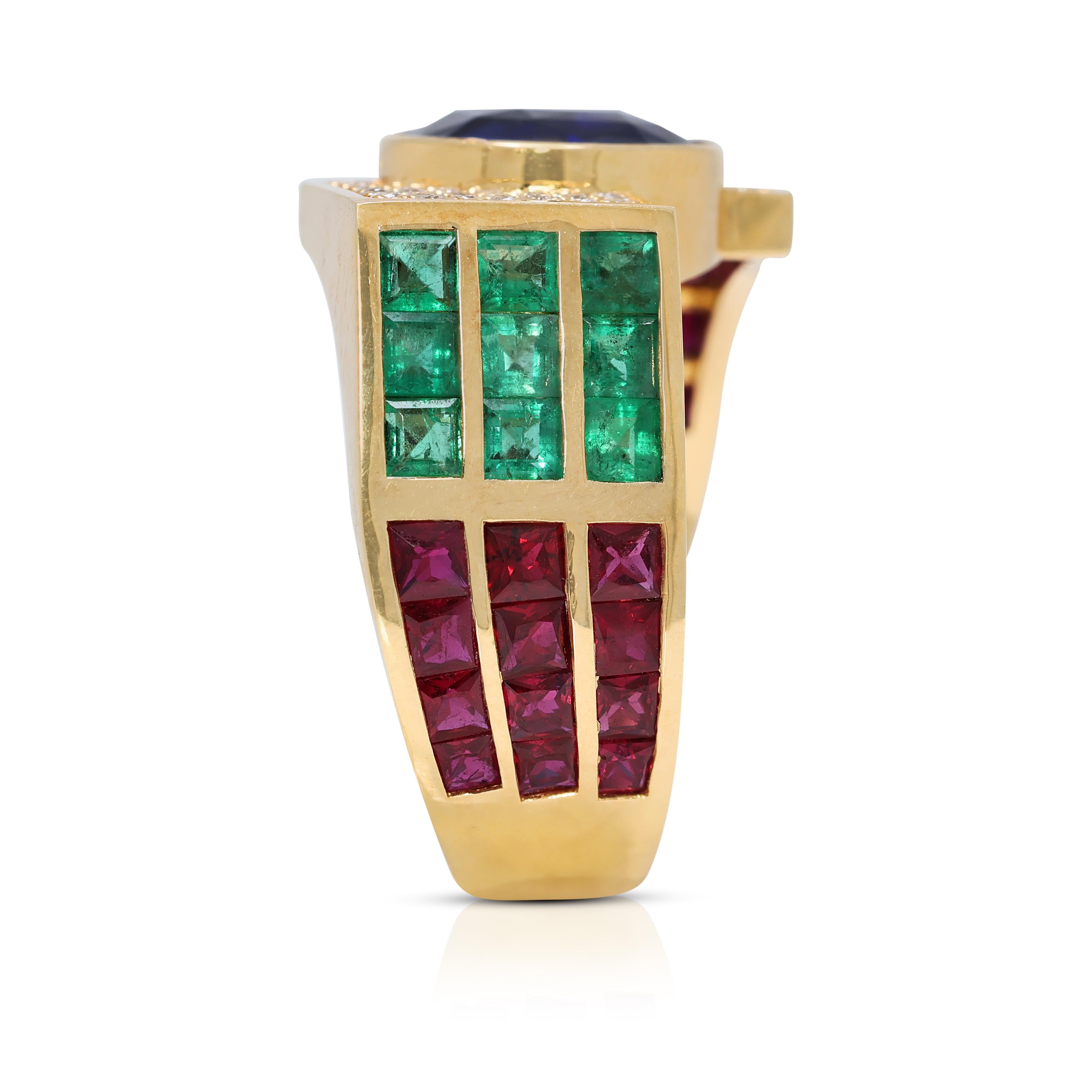 Elegant 9.52ct Sapphire, Emerald, Ruby & Natural Diamond Ring in 18K Yellow Gold In New Condition For Sale In רמת גן, IL