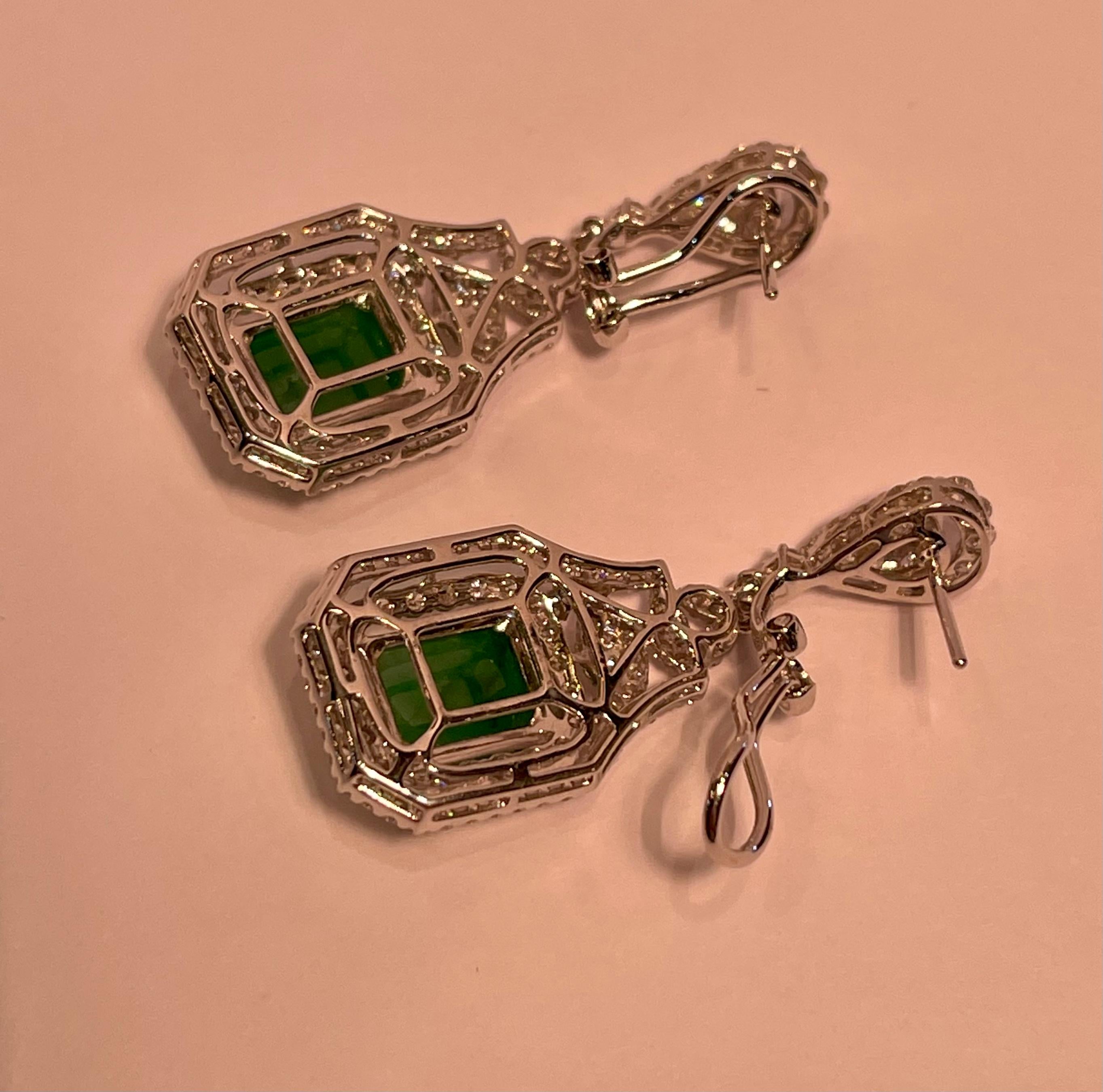Elegant 9.83 Carat 18 Karat White Gold Art Deco Style Jade and Diamond Earrings 2