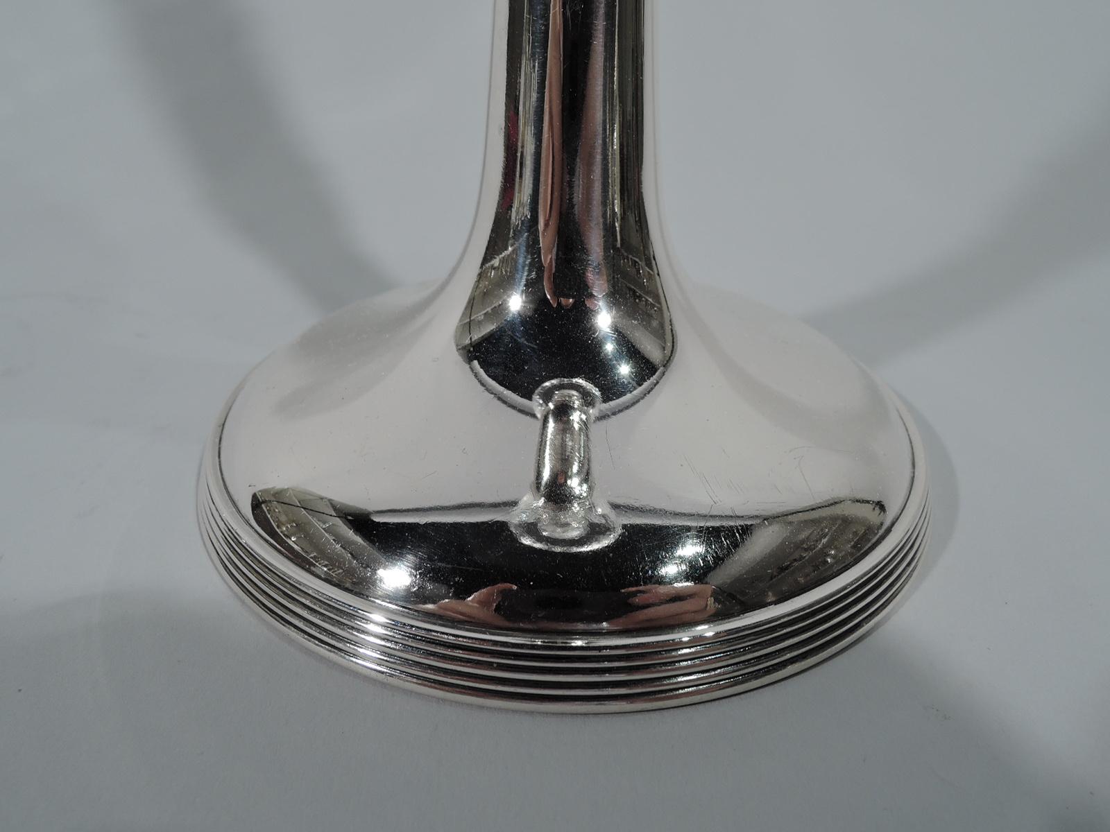 Elegant American Edwardian Sterling Silver and Crystal Vase For Sale 2