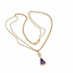 Elegant Amethyst and Diamond Pendant Necklace in 14 kt Rose Gold Chain