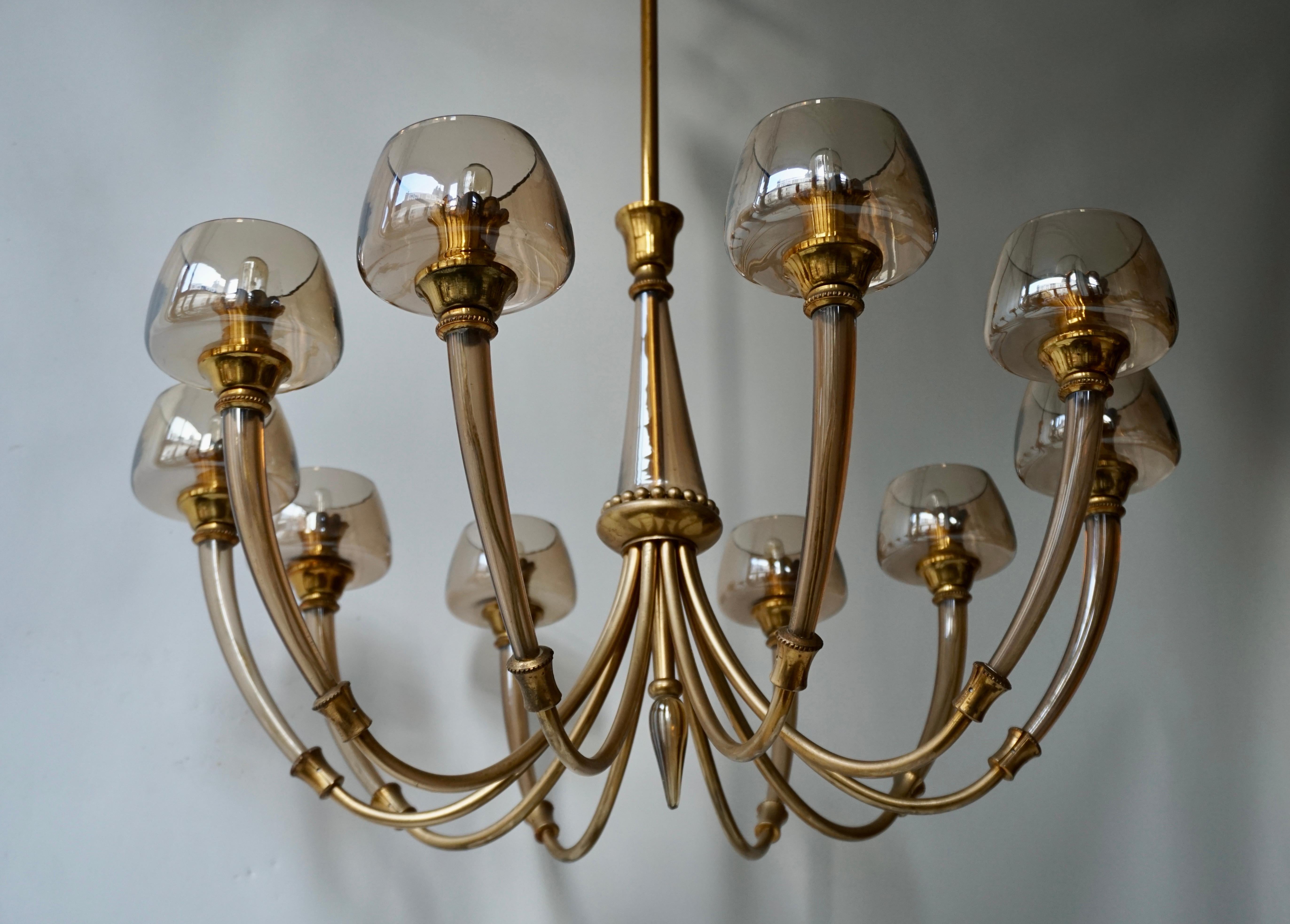 Elegant Murano Glass and Brass Chandelier For Sale 8