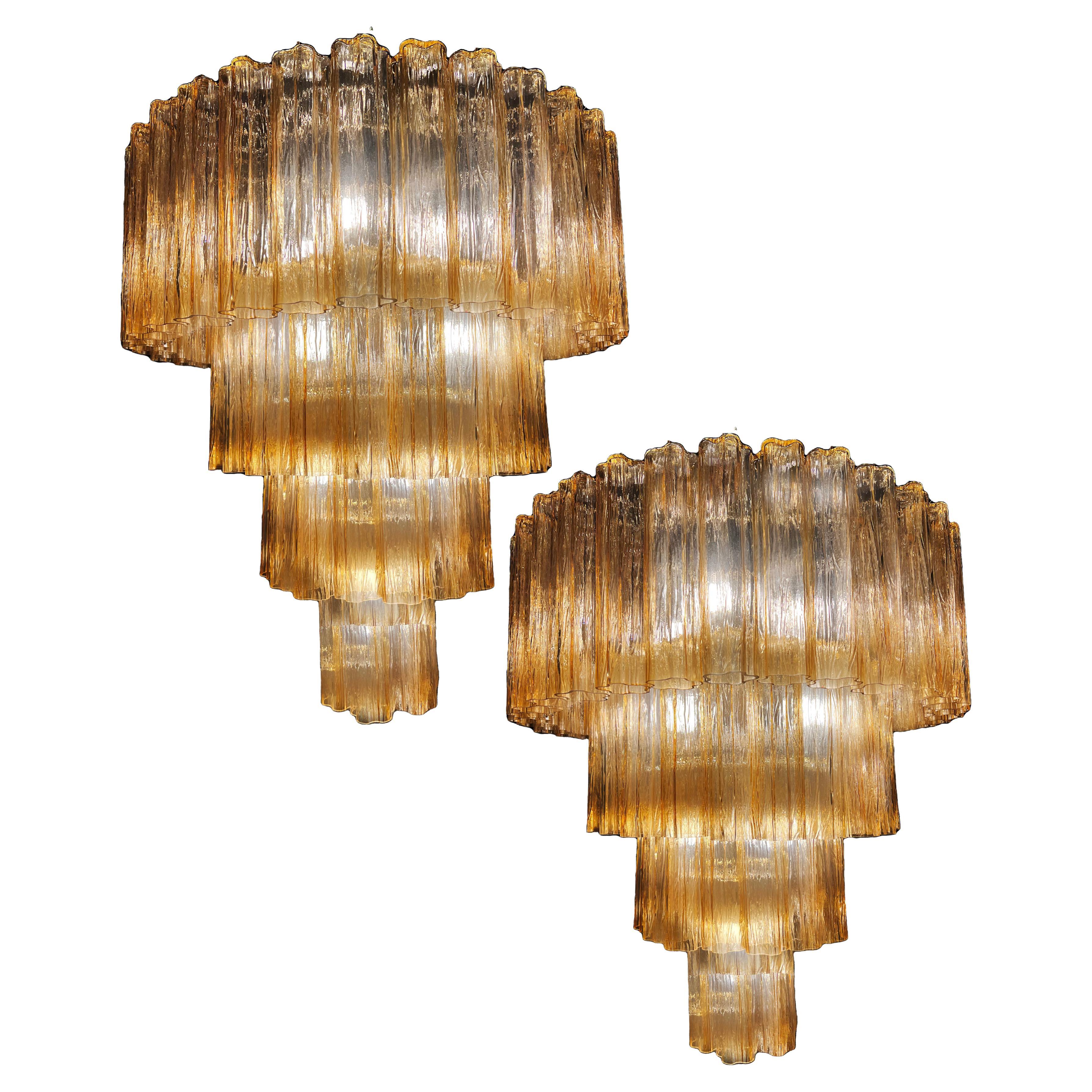 Elegant and Charming Pair of Italian Chandeliers by Valentina Planta, Murano