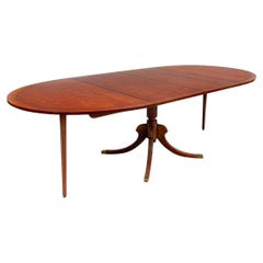 Elegant And Fine Quality Mahogany Oval Dining Table